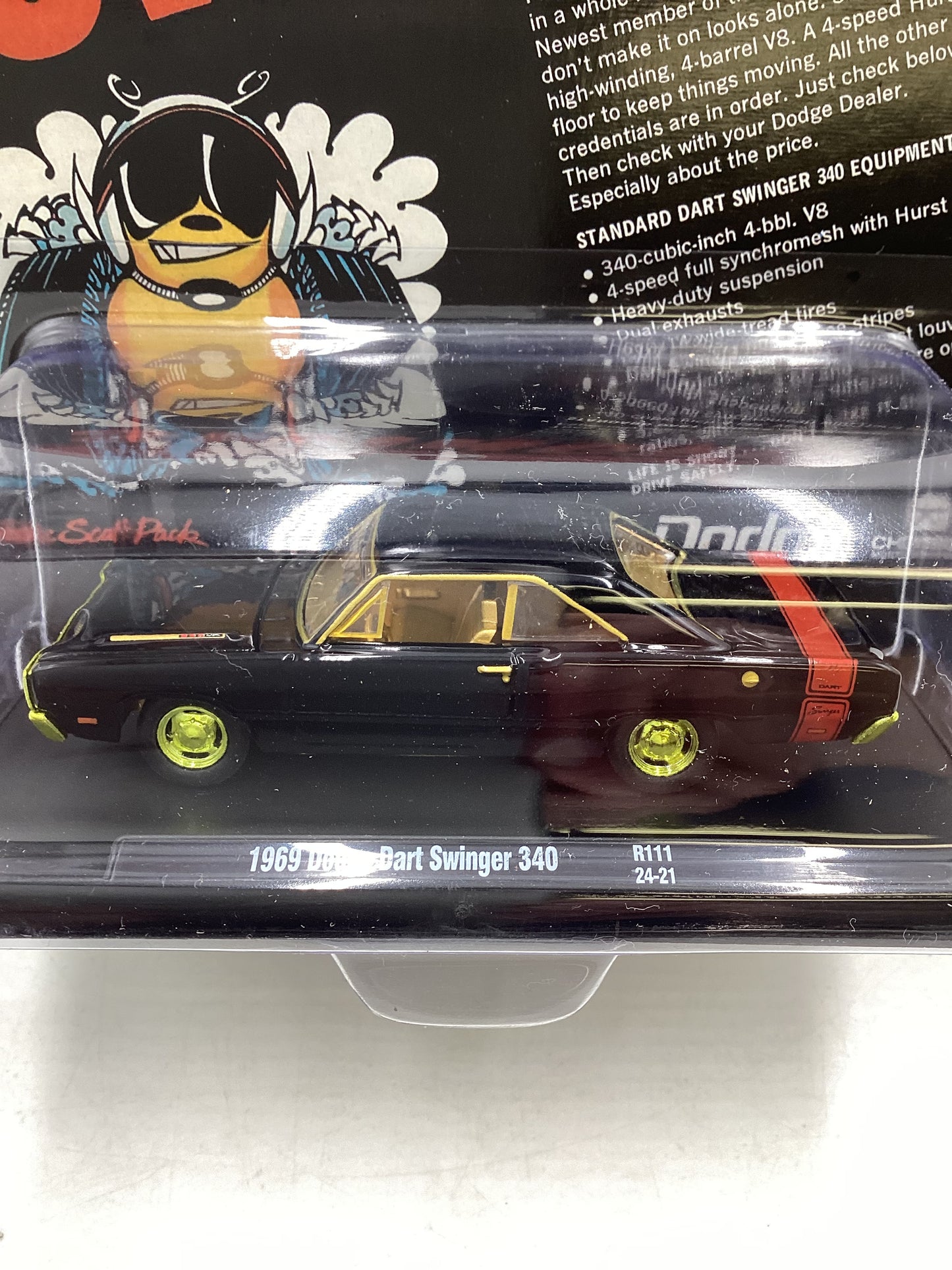 2024 M2 MACHINES Auto Drivers CHASE 1969 Dodge Dart Swinger 340 Black R111