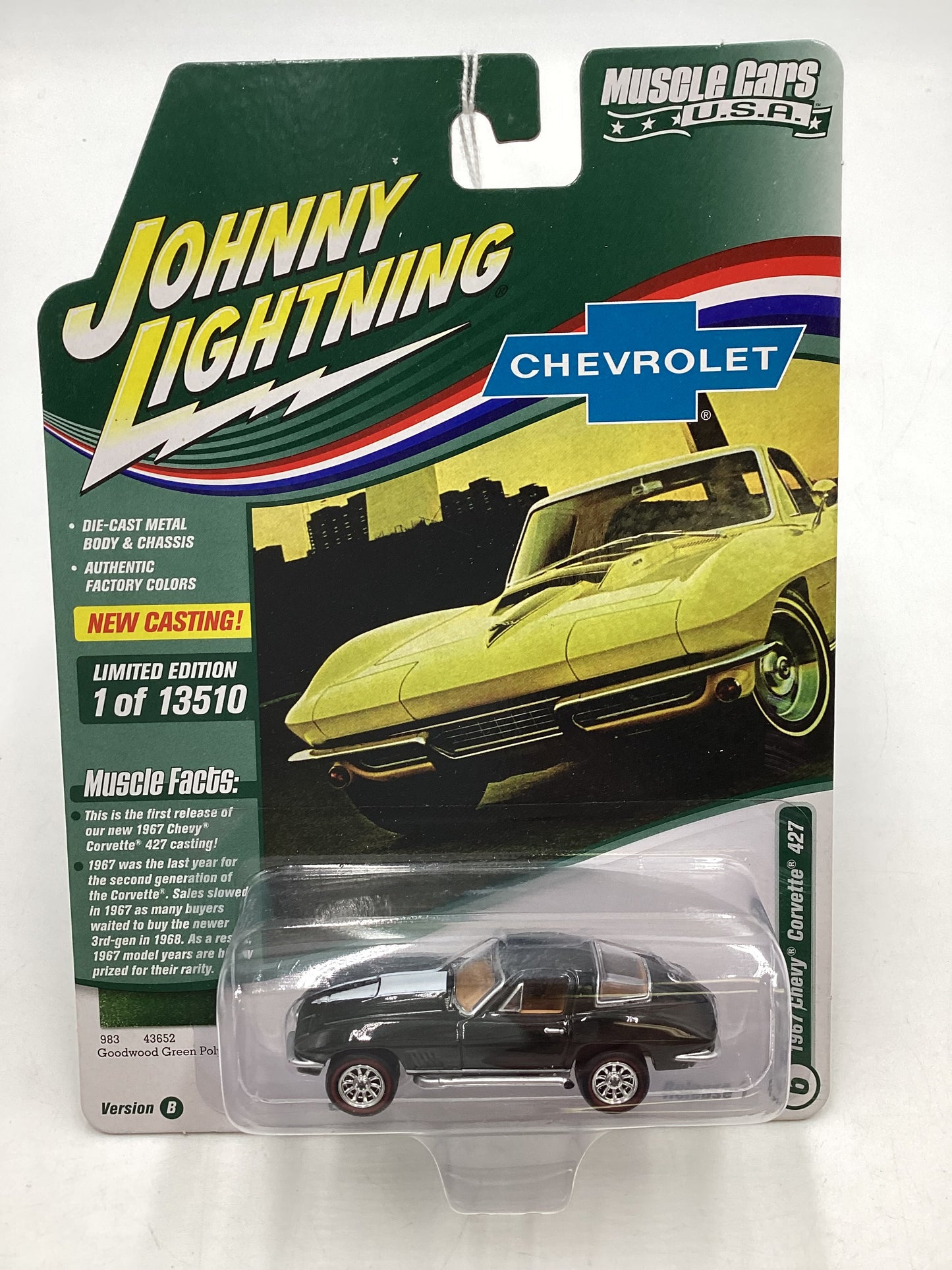 Johnny Lightning Muscle Cars USA Chevrolet 1967 Chevy Corvette 427 Green 219C