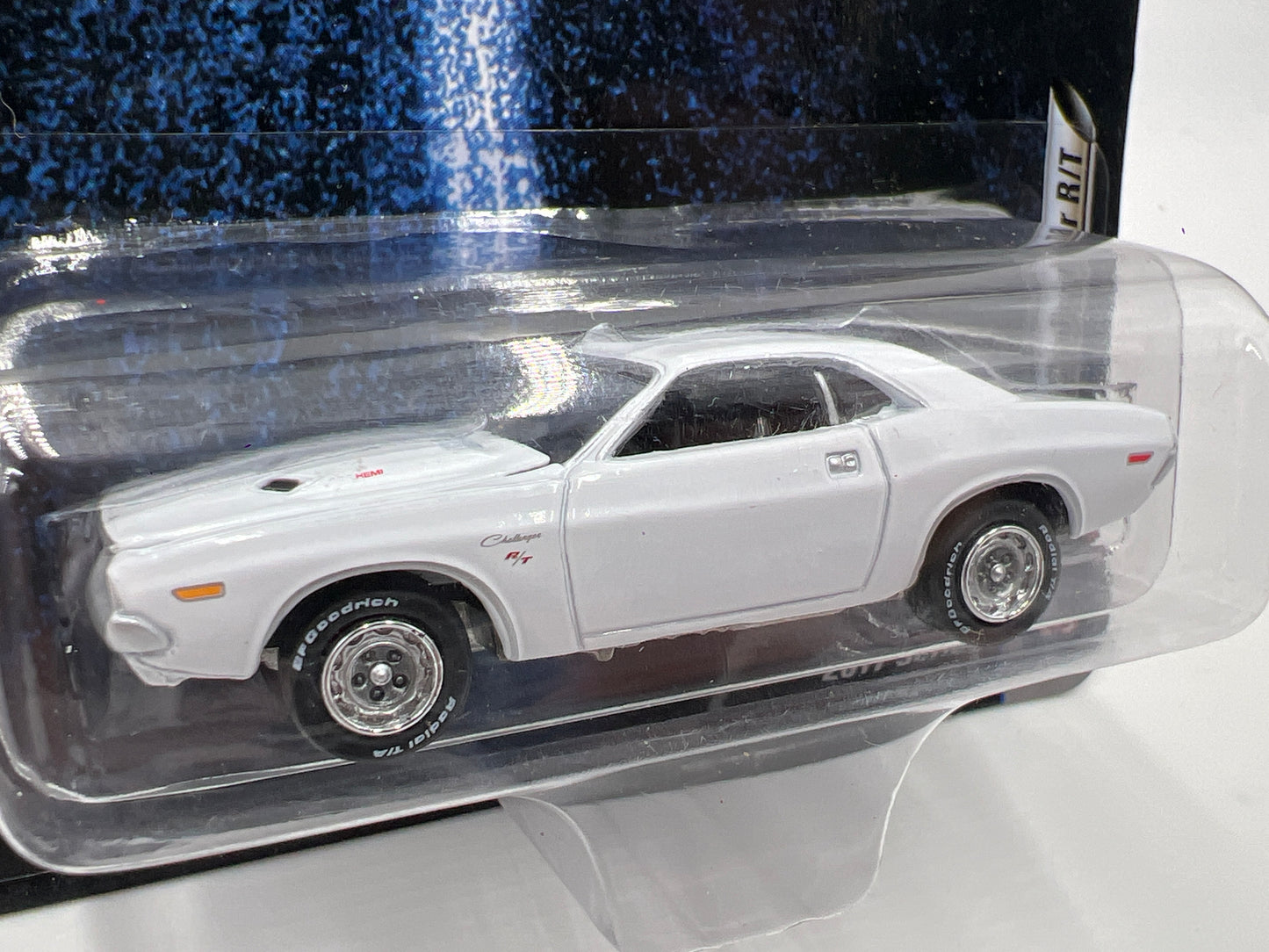 Johnny Lightning Muscle Cars USA 2017 Series Release 3 #3 Vanishing Point 1970 Dodge Challenger R/T 227C