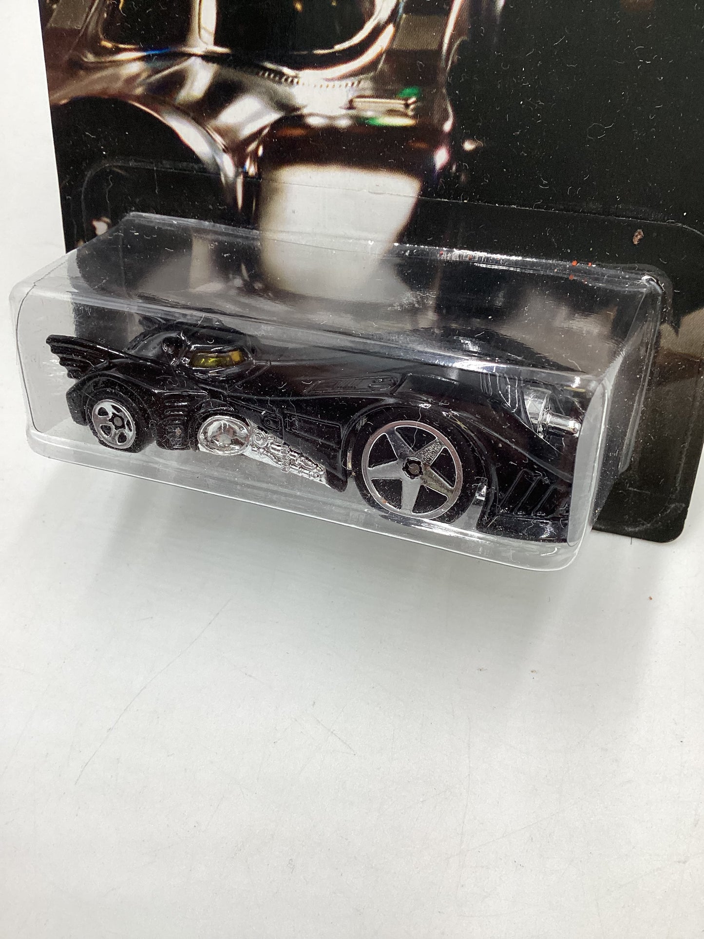 2015 Hot wheels Batman 2/6 Batmobile 121G