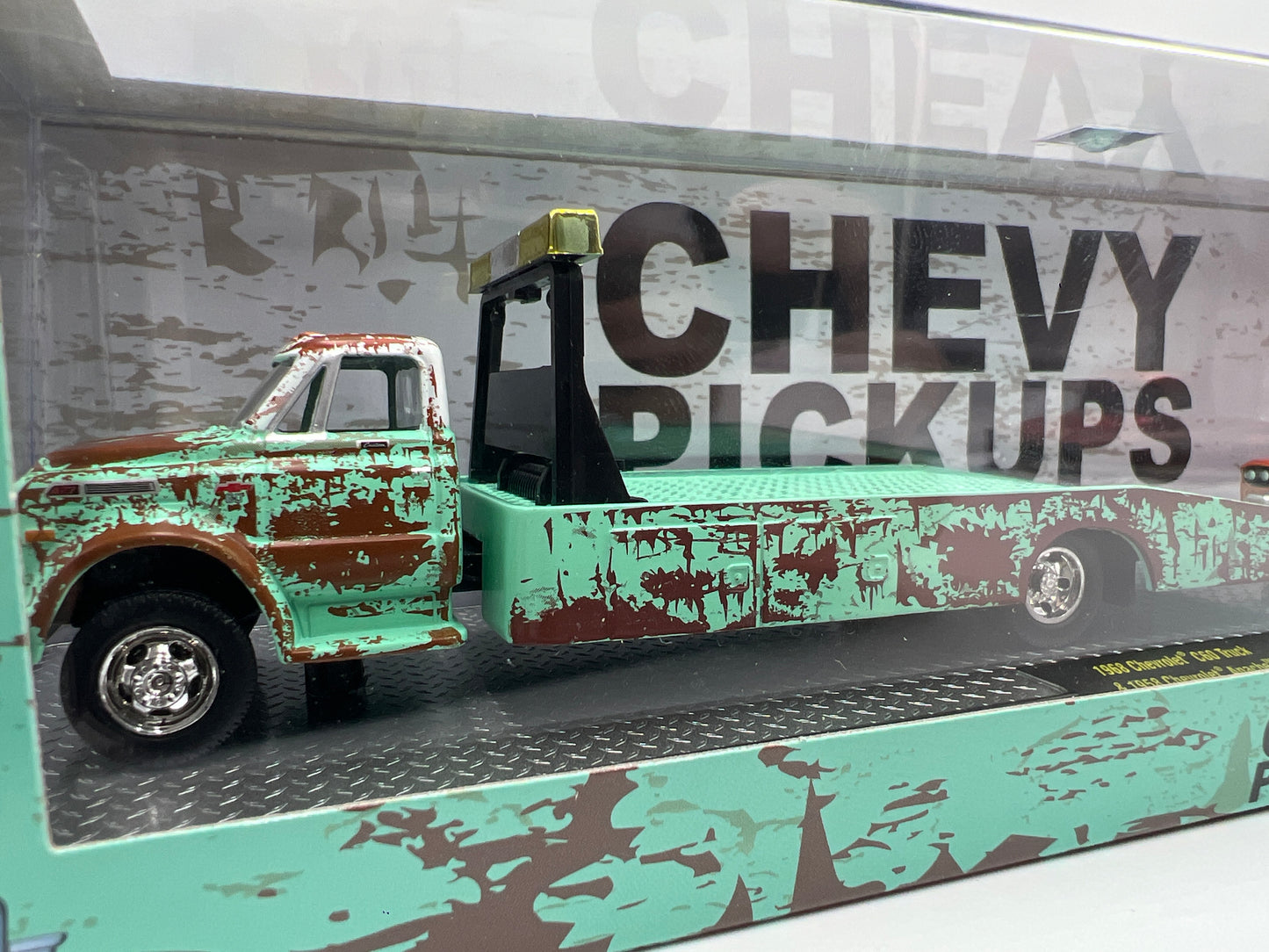 M2 Machines Auto Haulers 1968 Chevrolet C60 Truck & 1958 Chevrolet Apache Stepside R76