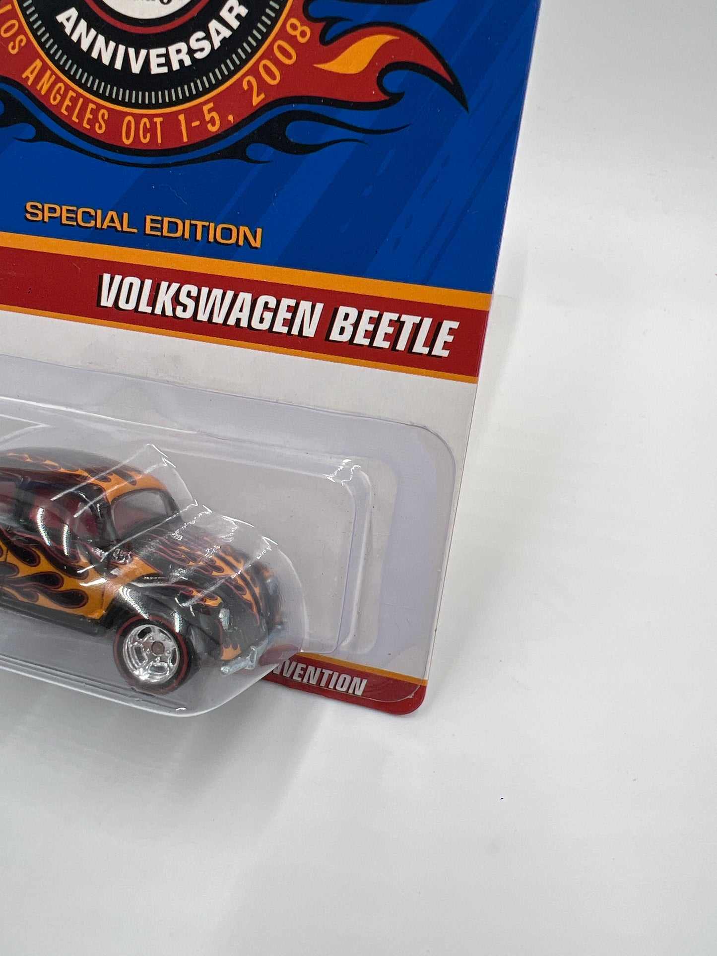 2008 Hot Wheels 22nd Annual Collectors Convention LA 1 of 3000 Volkswagen Beetle W/Protector