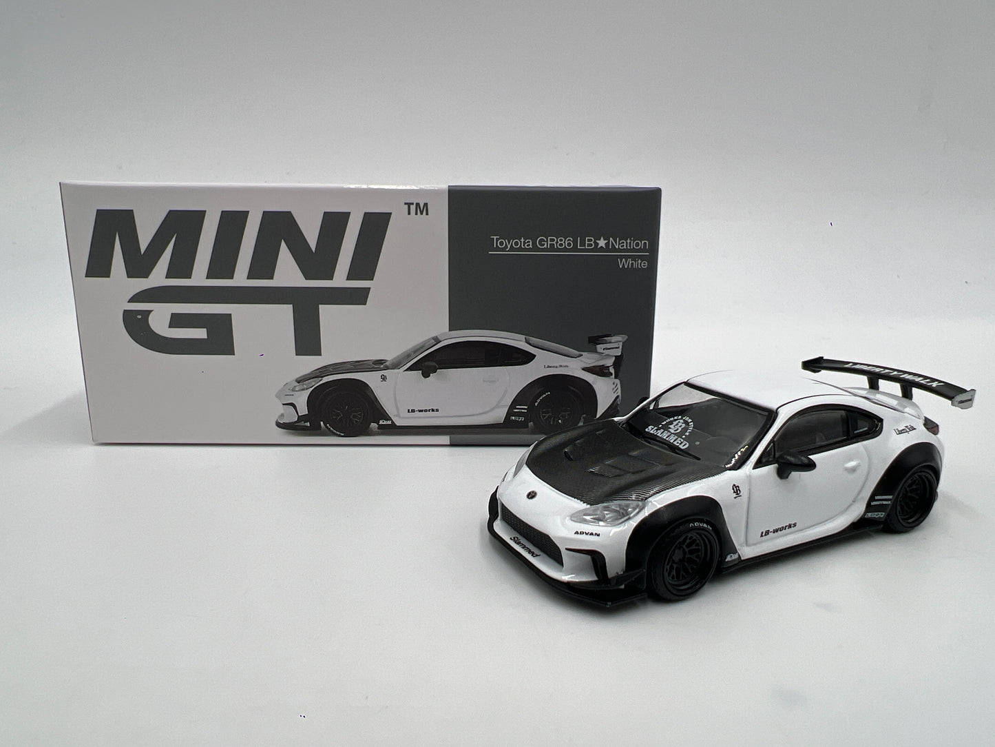 Mini GT #769 MiJo Exclusive Toyota GR86 LB Nation White