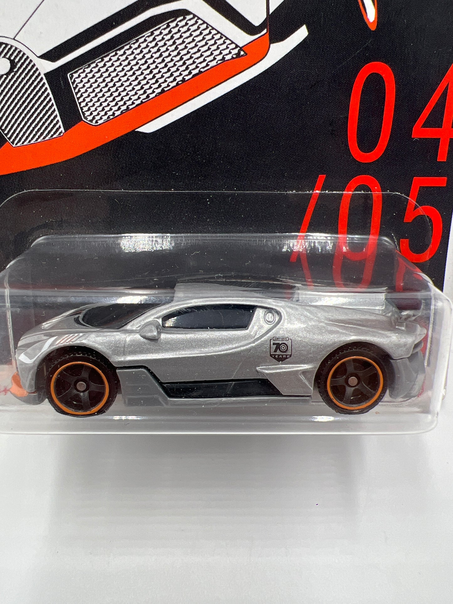 Matchbox 70 Years Special Edition #4 2018 Bugatti Divo Silver 56i
