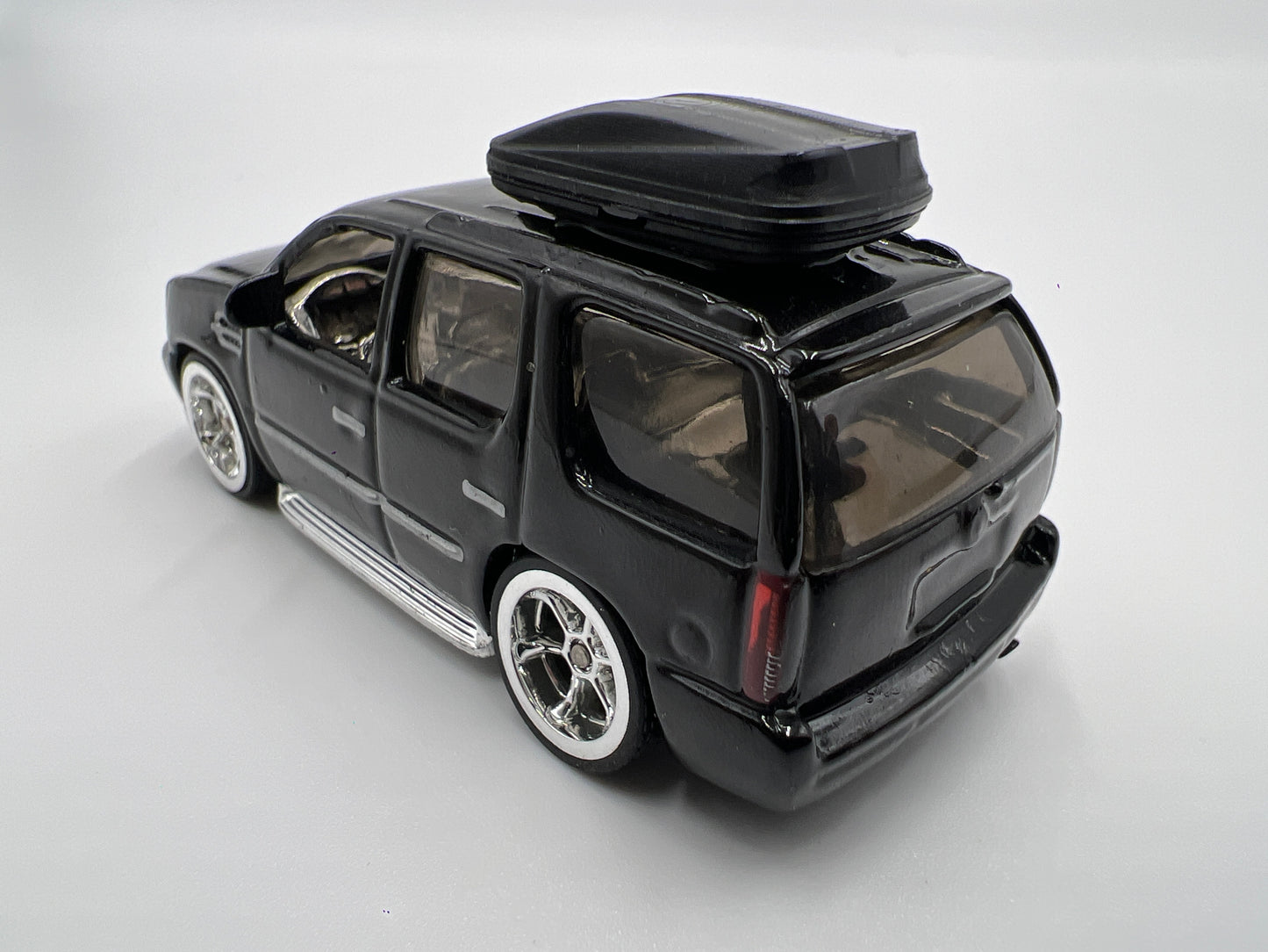 Hot Wheels 07 Cadillac Escalade Black Loose CUSTOM W/Custom Roof Luggage Rack