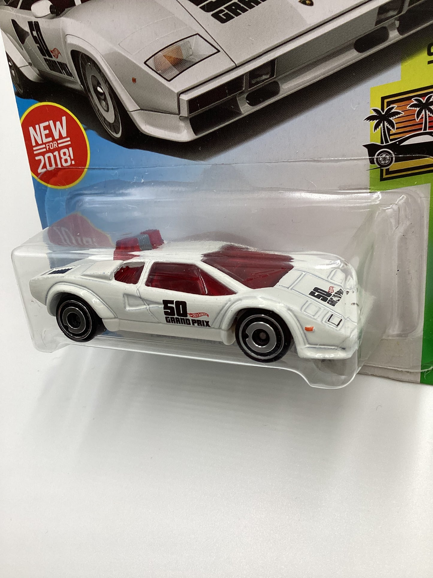 2018 Hot Wheels #316 Lamborghini Countach Pace Car White 102C