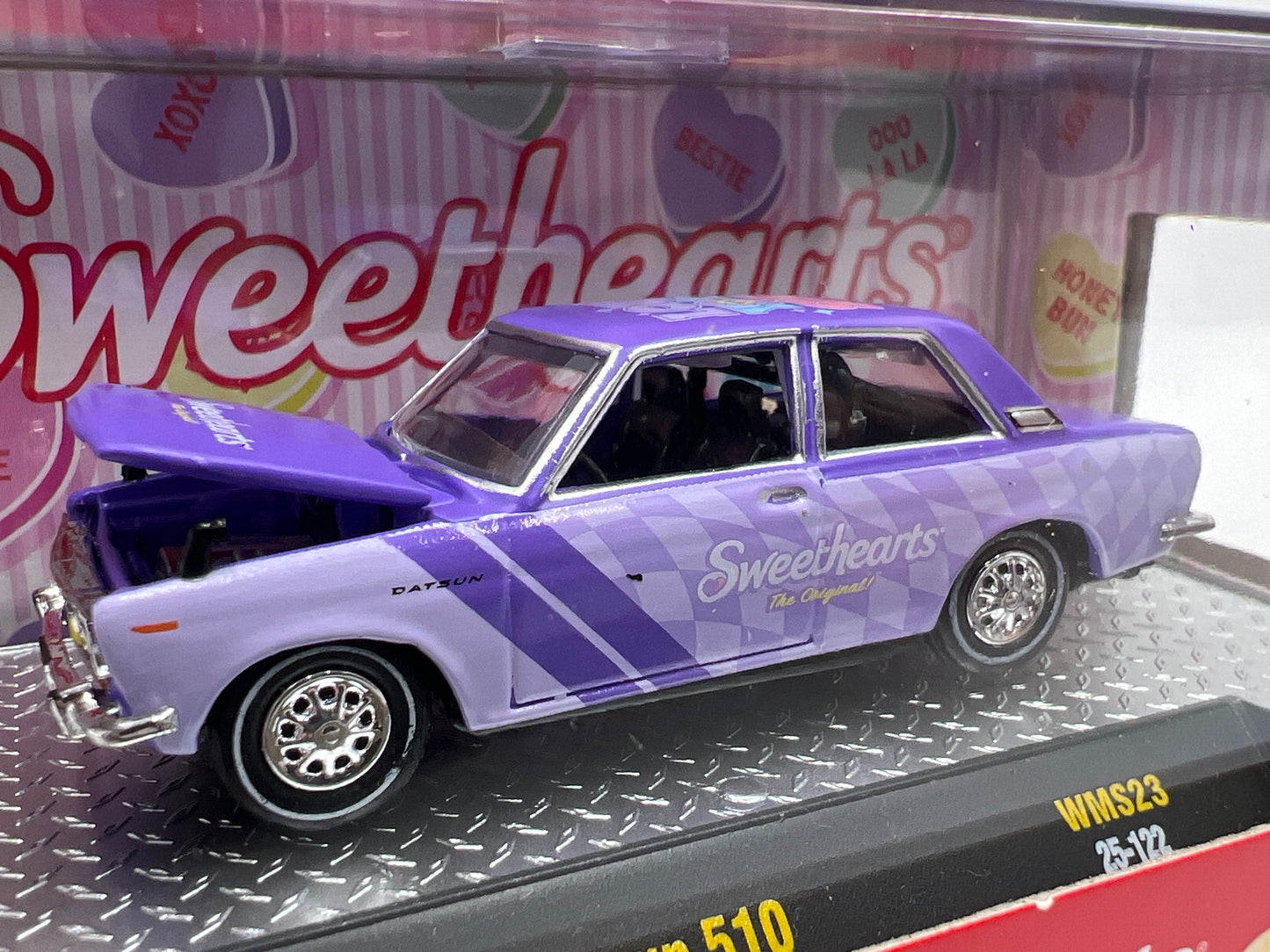 2026 M2 Machines Walmart Exclusive Sweethearts 1970 Datsun 510 Purple WMTS23