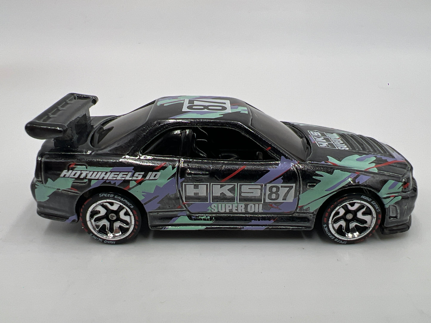 Hot Wheels iD Speed Graphics Series 2 #3 Nissan Skyline GT-R BNR34 HKS Opened