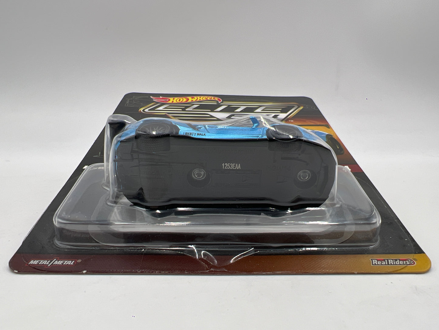 Hot Wheels RLC Elite 64 #4 LBWK Lamborghini Aventador LP 700-4 Blue W/Protector