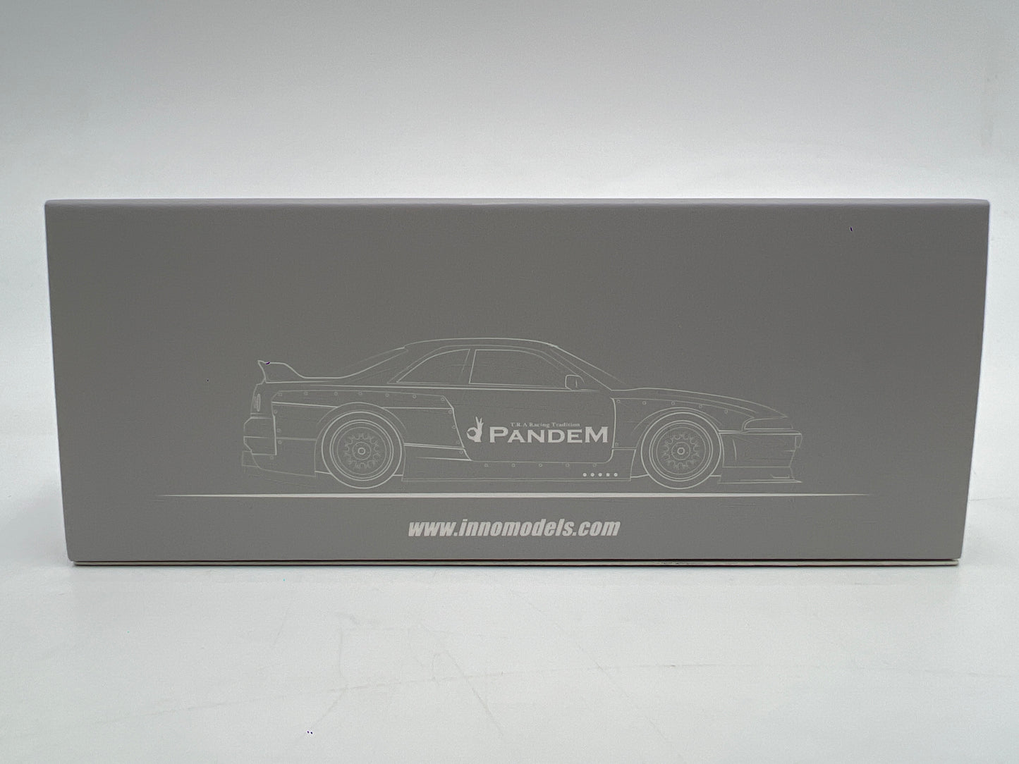 Inno64 1/64 Nissan Skyline GT-R R33 Pandem/Rocket Bunny Primer Gray