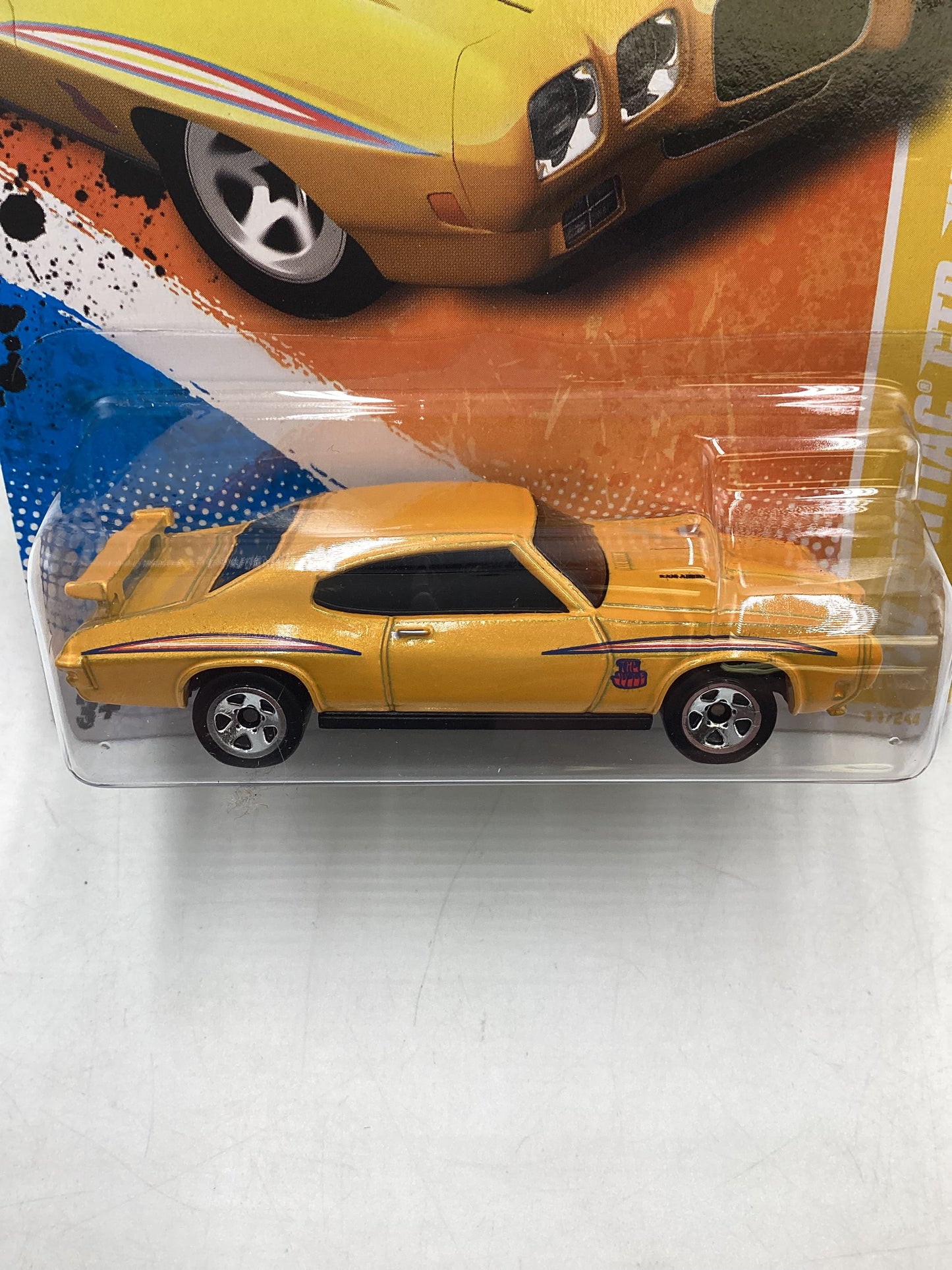 2011 Hot Wheels #11 70 Pontiac GTO Judge Yellow Factory Sealed 45A