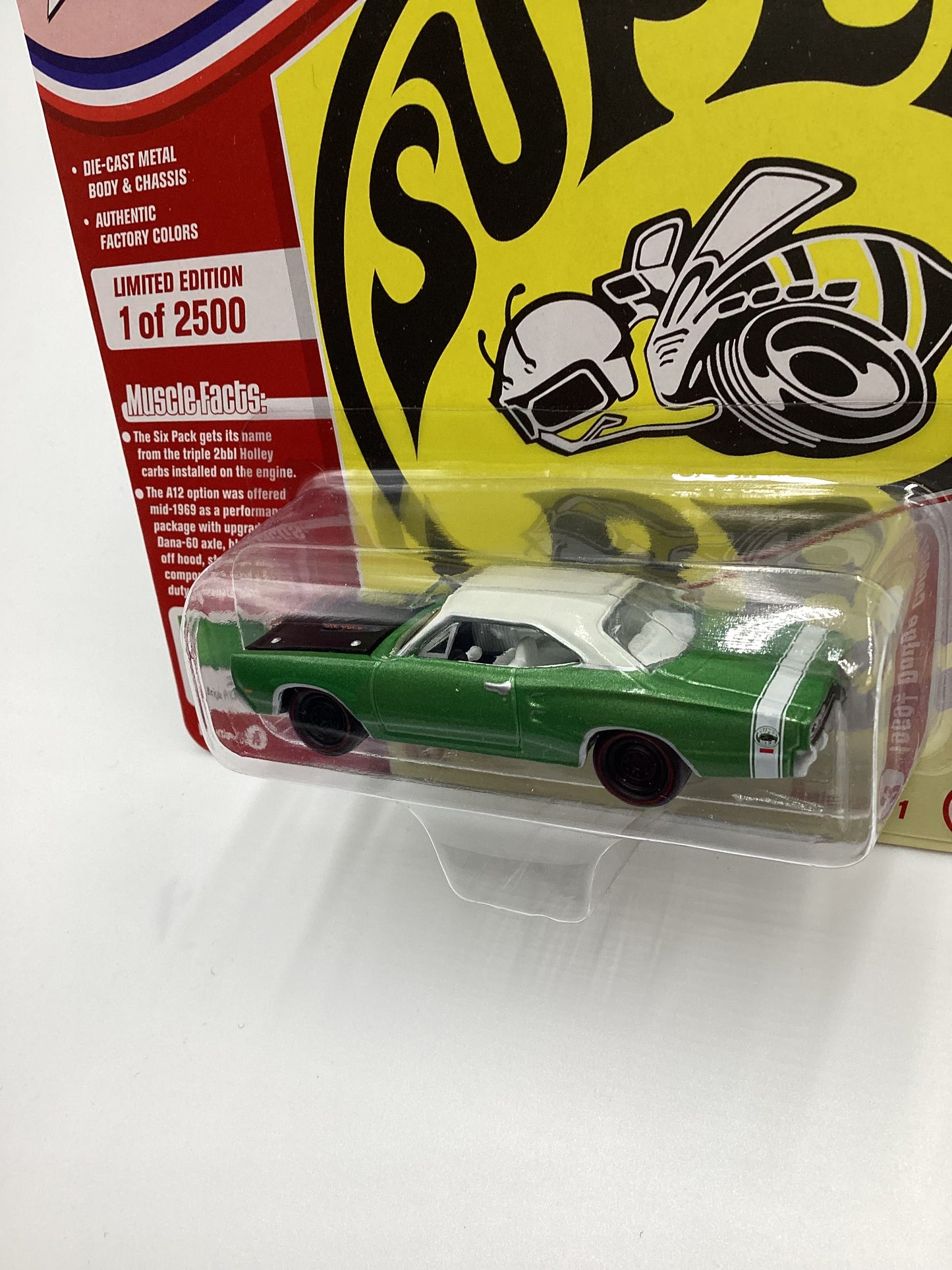 Johnny Lightning Muscle Cars USA Release 1 Version A 1969 1/2 Dodge Coronet Super Bee Green 229F