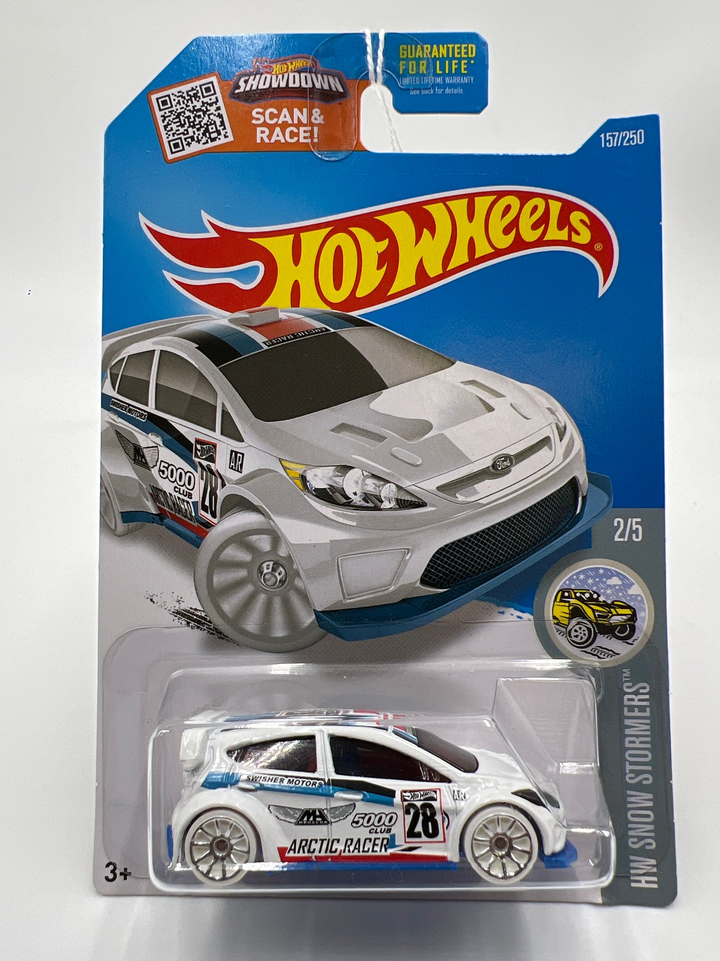 2016 Hot Wheels Snow Stormers #157 12 Ford Fiesta White 30G