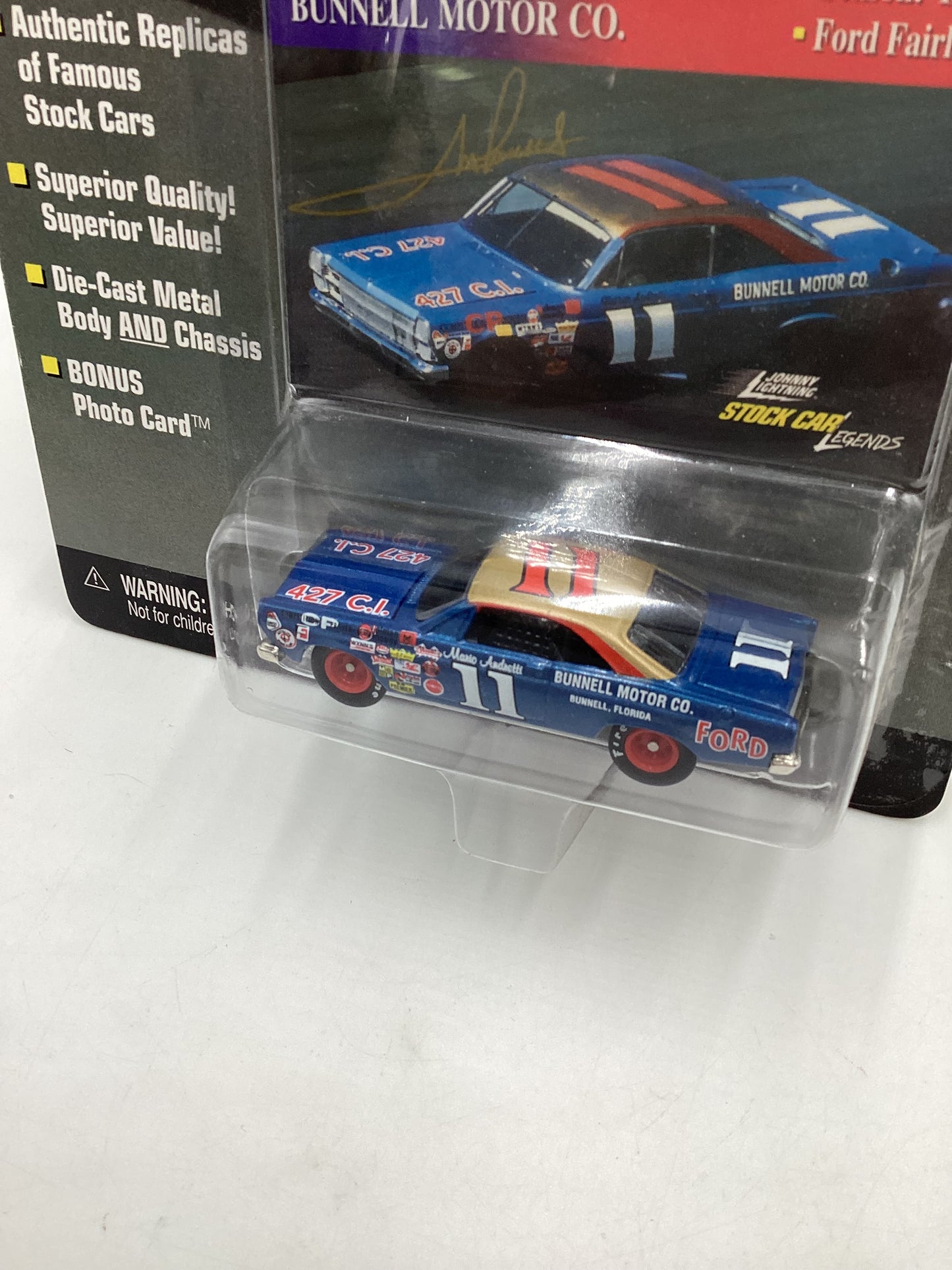 Johnny lightning Stock Car Legends #11 Mario Andretti 1967 Ford Fairlane 186B