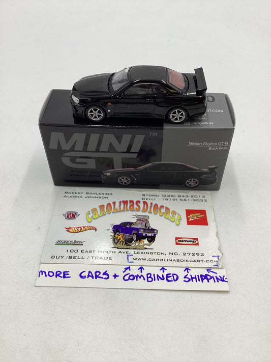 Mini GT #570 Nissan Skyline GT-R Black Pearl