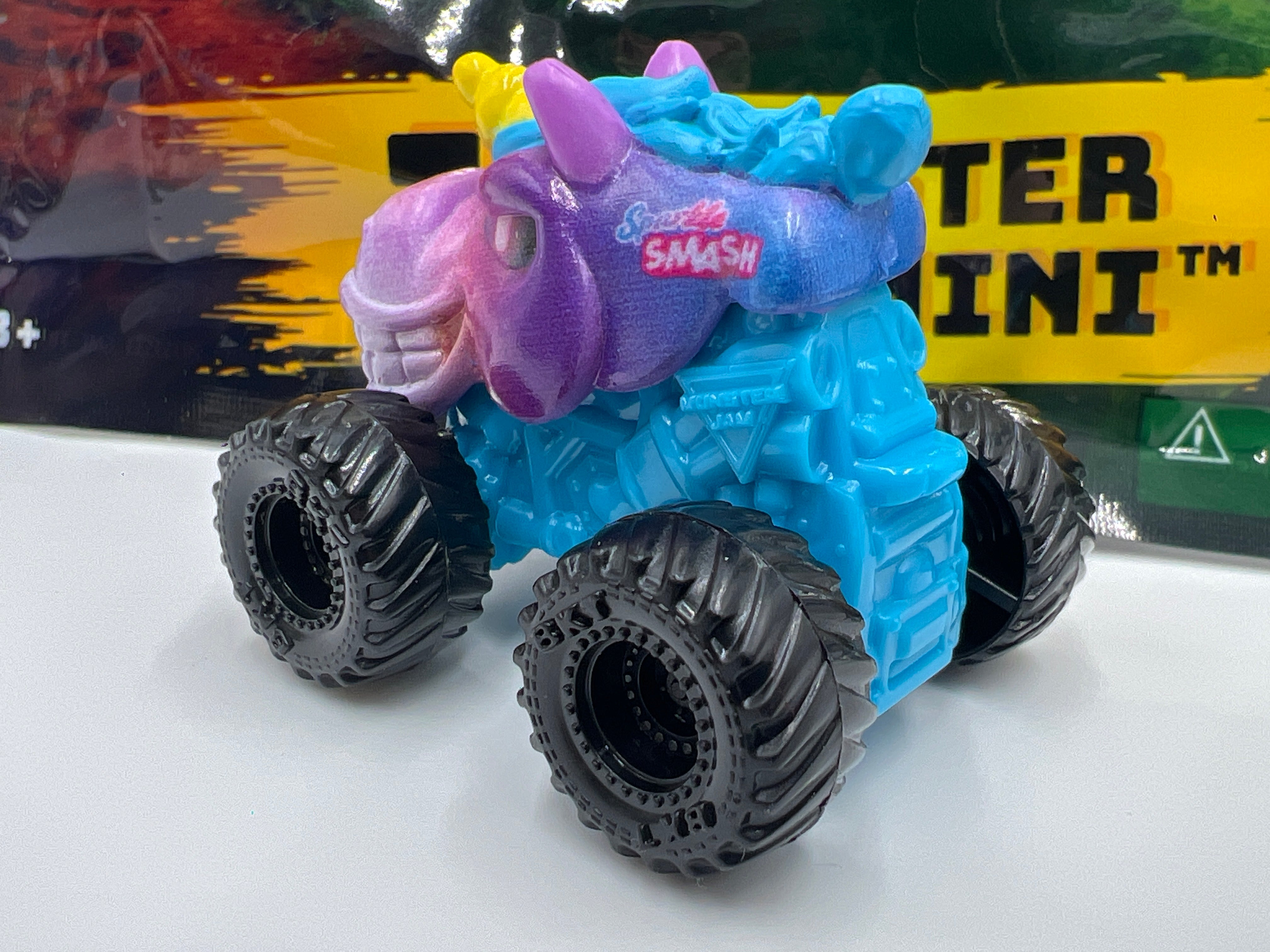 2026 Monster Jam Mini Series 20 #540 Sparkle Smash – carolinasdiecast