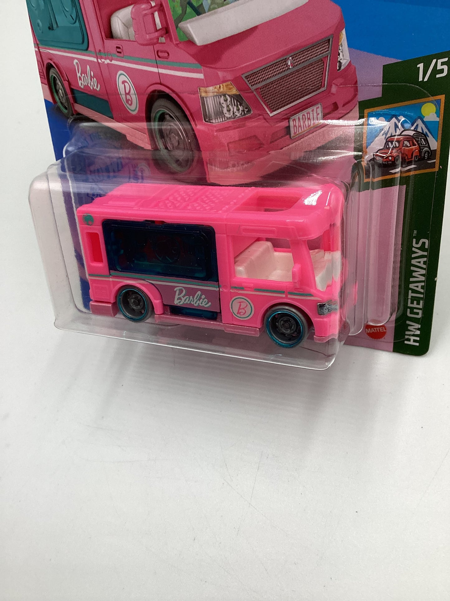 2021 Hot Wheels #21 Barbie Dream Camper Pink 123E