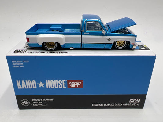 Mini GT Kaido House #192 Chevrolet Silverado Dually Vintage Spec V1 Blue/White