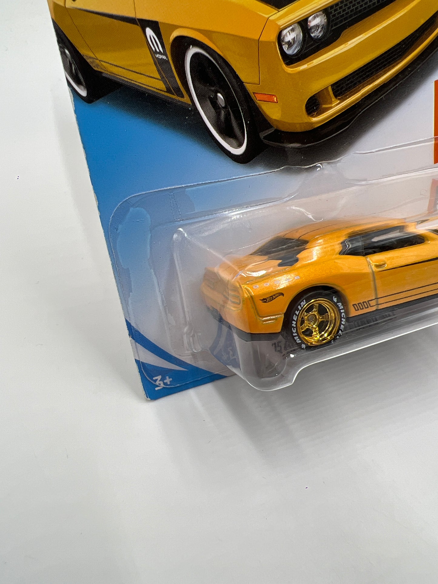 Hot Wheels 15 Dodge Challenger SRT Yellow Wheel Swap Custom On Card W/Protector SR