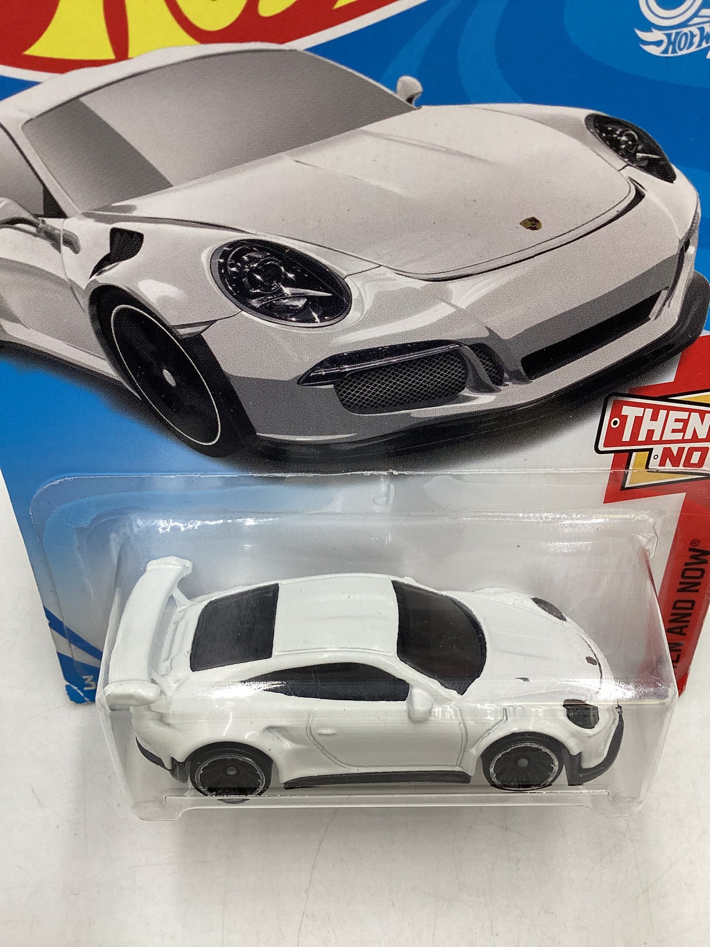 2018 Hot Wheels #47 Porsche 911 GT3 RS White *Vein* 99B