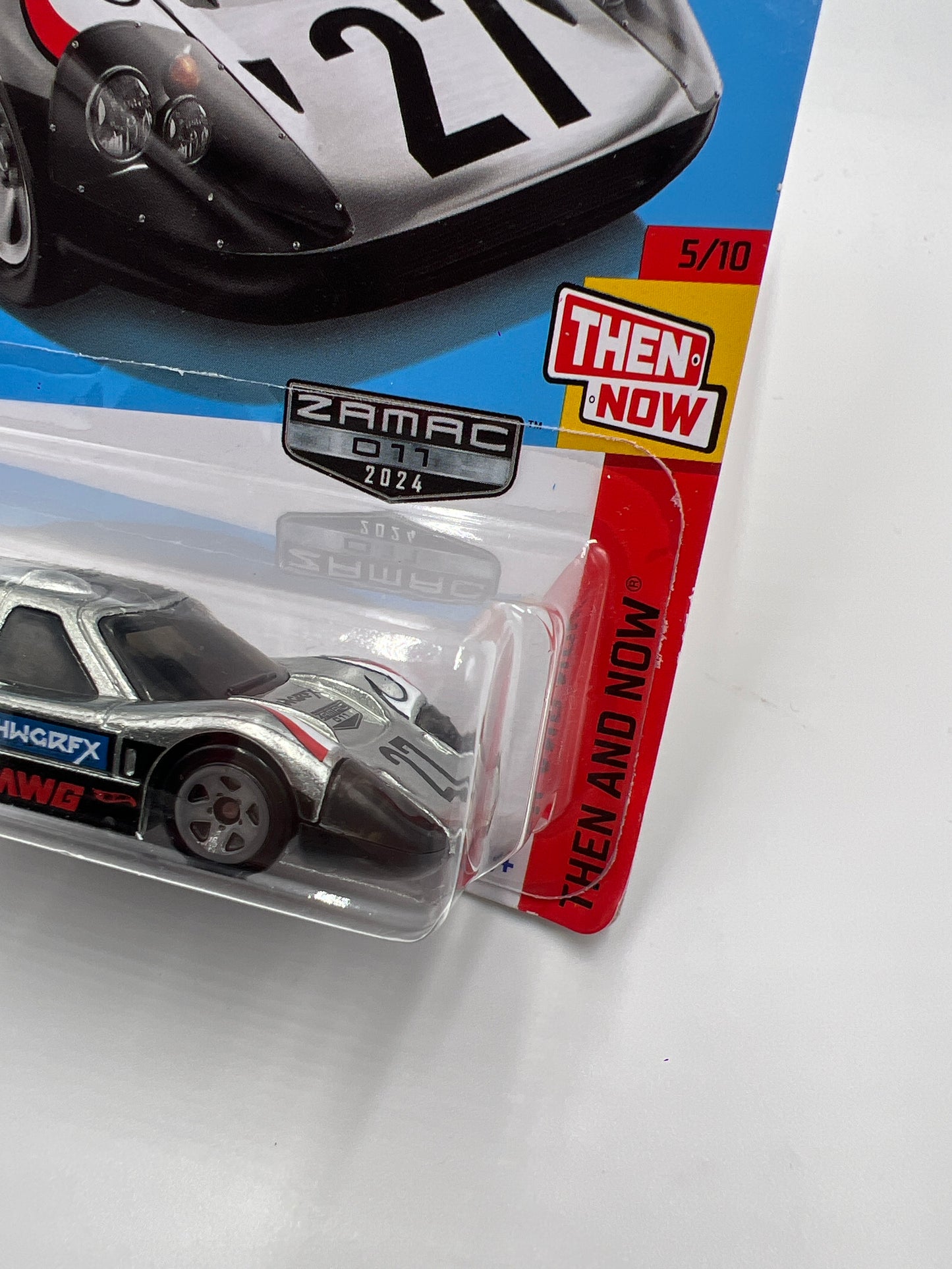 2024 Hot Wheels Q Case #220 Walmart Exclusive Zamac 011 67 Ford GT40 Mk.IV 147E