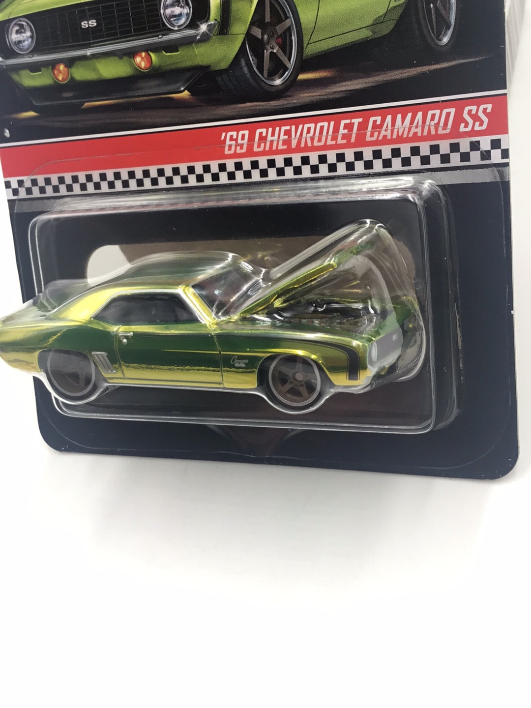 Hot wheels redline club 1969 Chevy Camaro SS 22443/30000 with protector (Antifreeze)