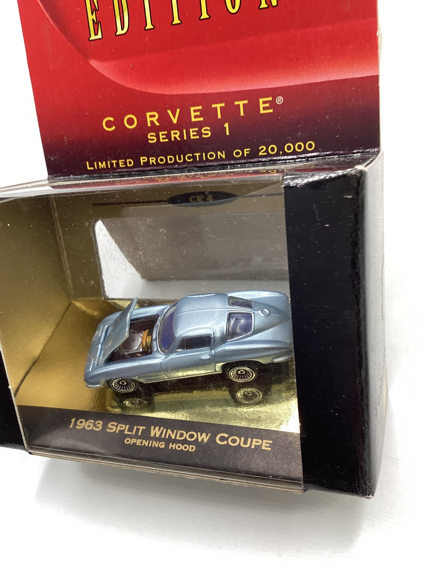 Micro Machines Collectors Edition Corvette Series 1 1963 Split Window Coupe Light Blue 1/20000 SR CE4