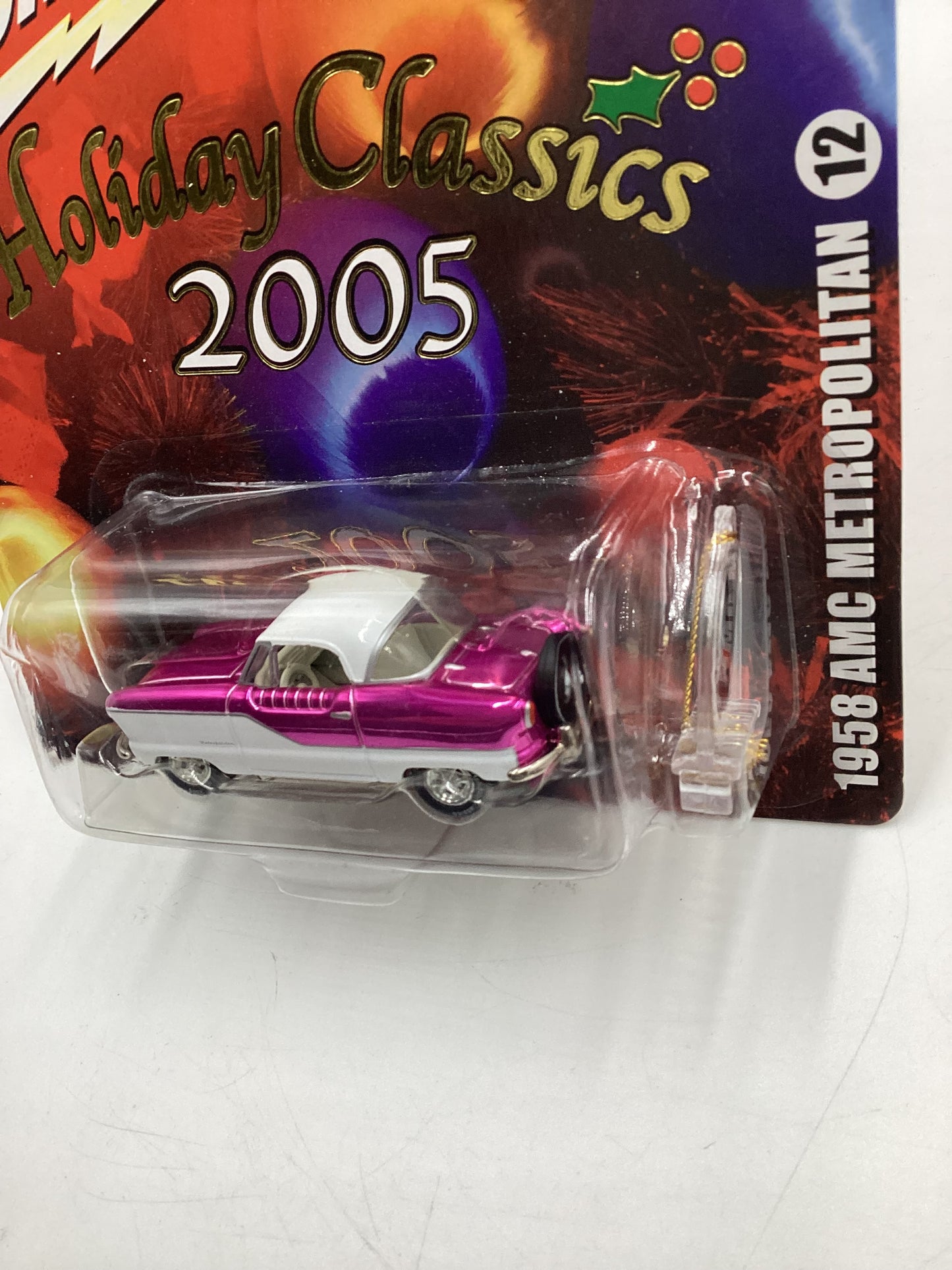 Johnny Lightning Holiday Classics 2005 #12 1958 AMC Metropolitan Pink/White 223F