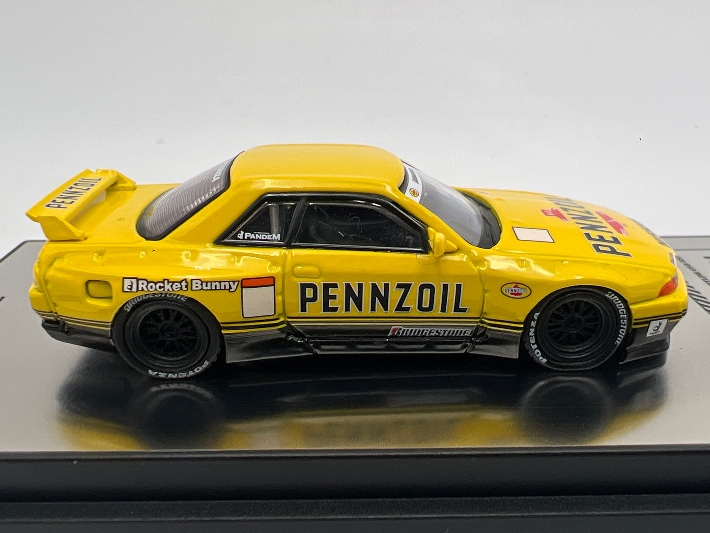 Inno64 x Pop Race Nissan Skyline GT-R R32 Pandem Pennzoil Retro Livery Concept