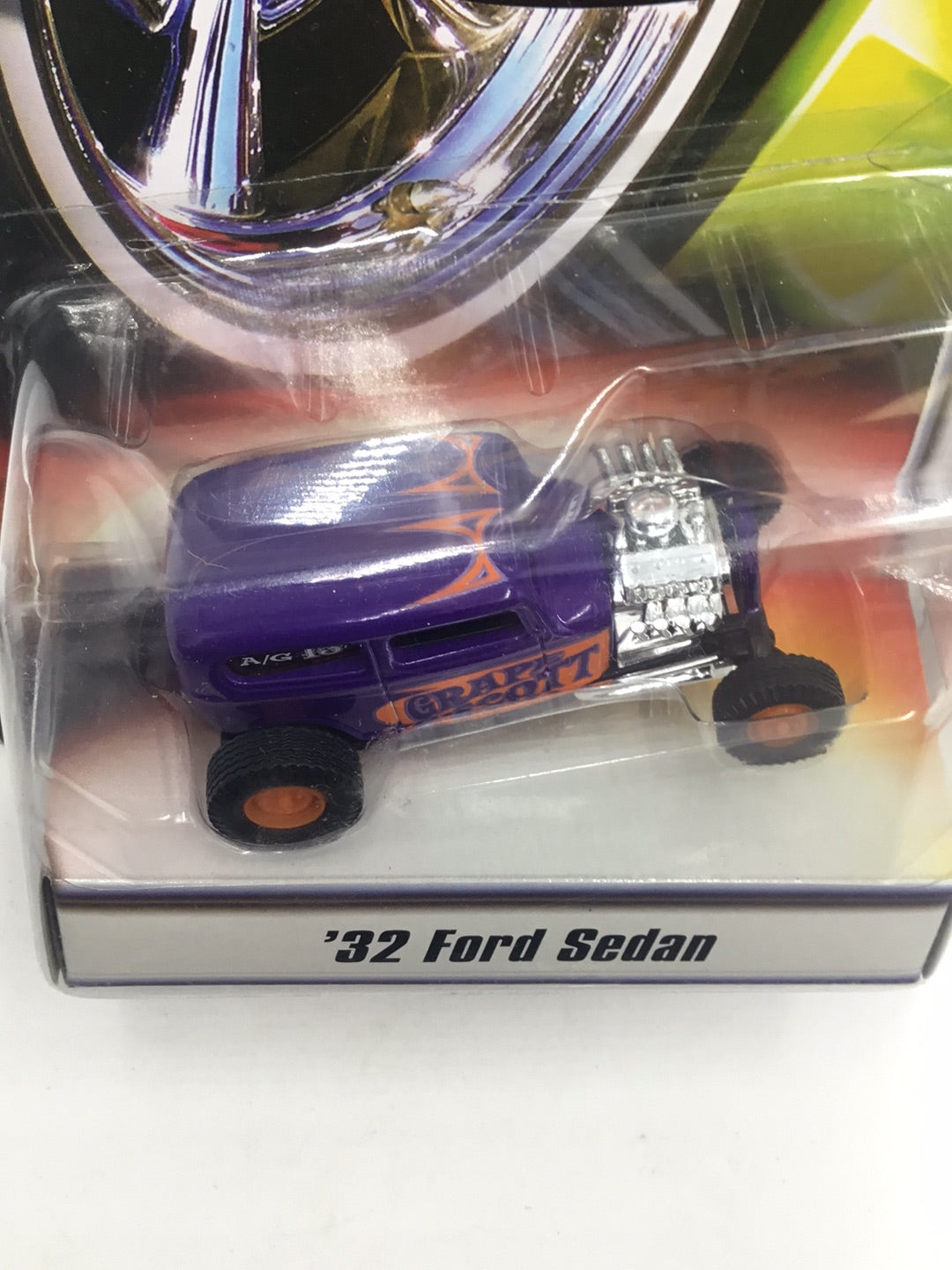 Hot wheels custom classics 1932 Ford Sedan #1