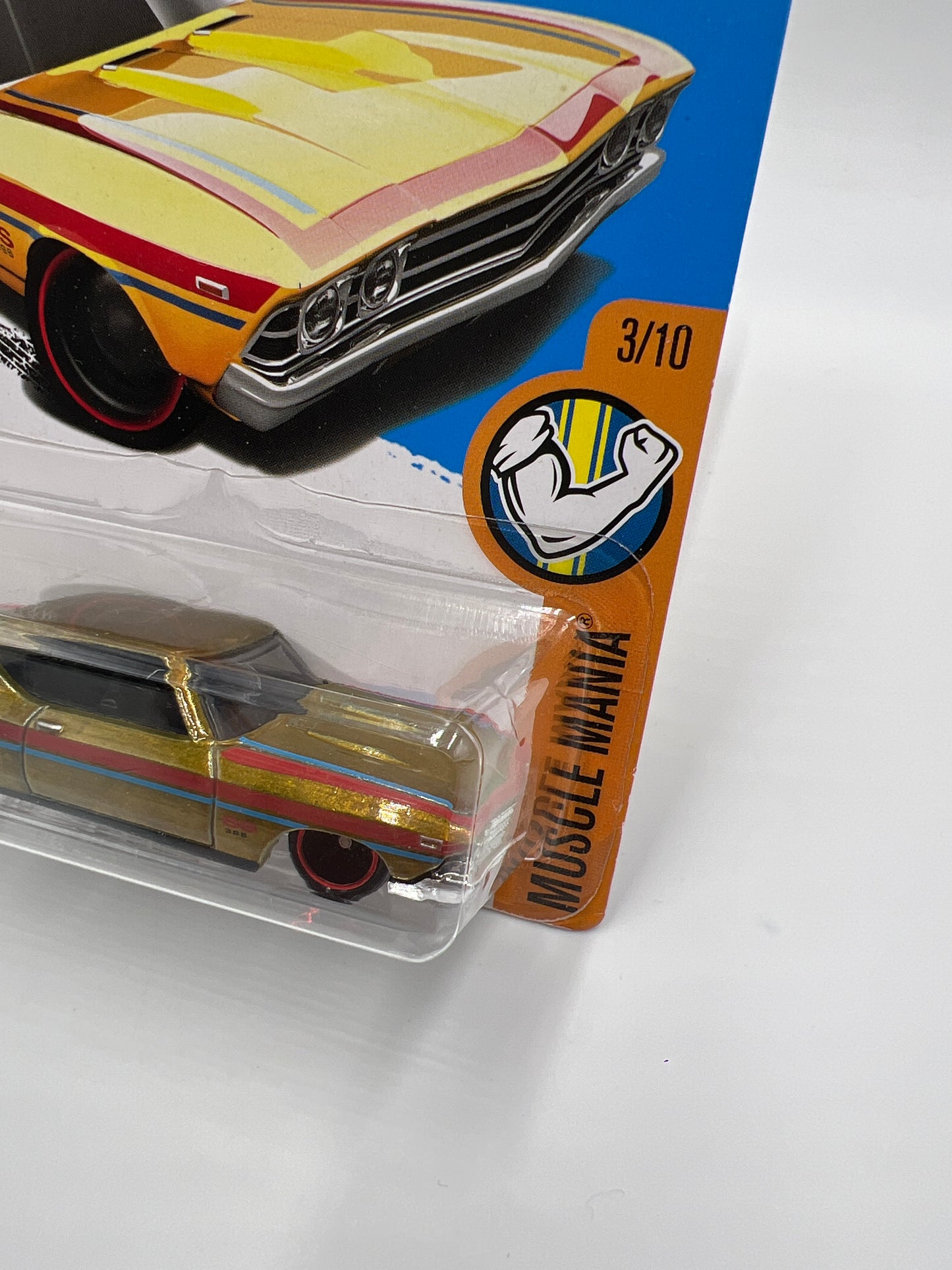 2017 Hot Wheels Super Treasure Hunt 69 Chevelle SS 396 Gold W/Protector