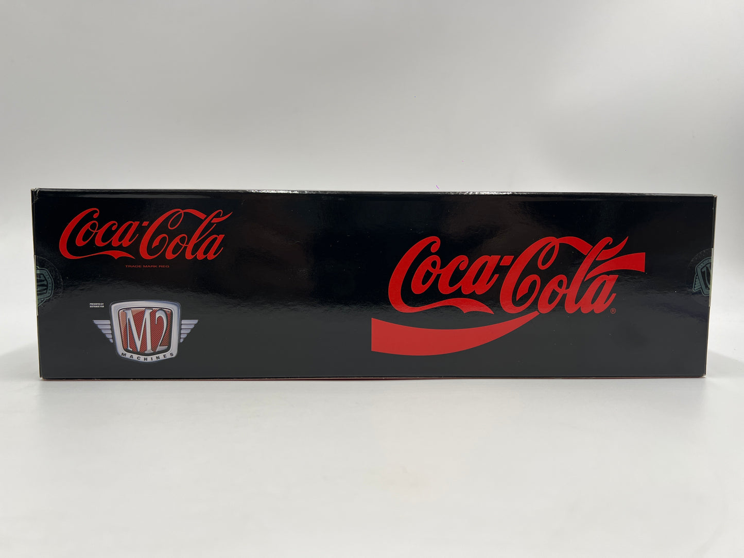 M2 Machines Auto Haulers CHASE Coca Cola 1973 Chevrolet Cheyenne Super 10 4x4 & 1985 Chevrolet Camaro IROC-Z TW07