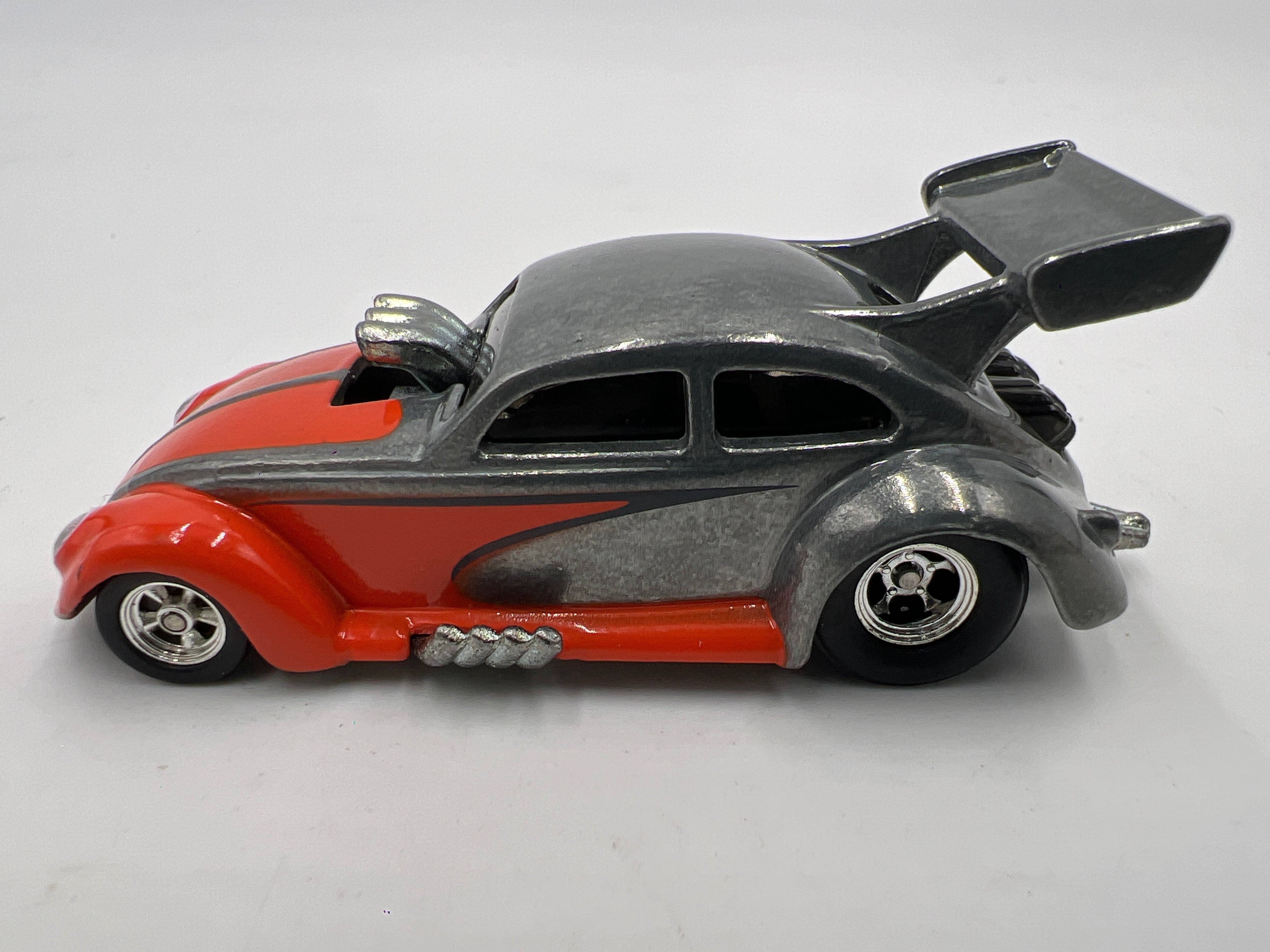 Hot Wheels Garage Premium Volkswagen Drag Beetle Silver