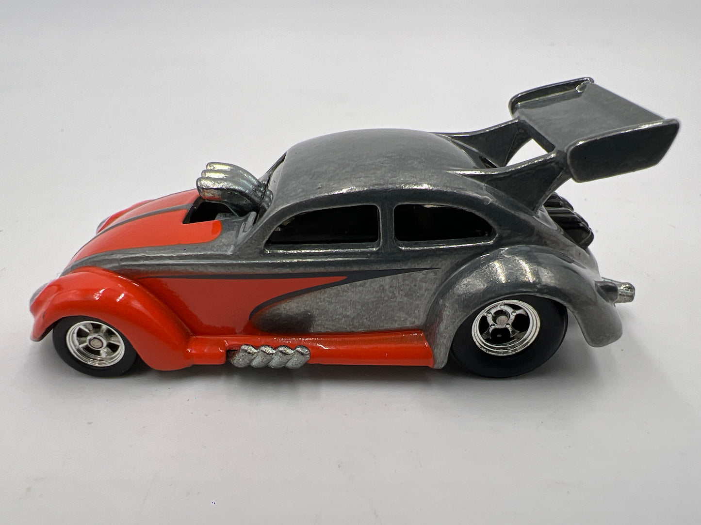 Hot Wheels Garage Premium Volkswagen Drag Beetle Silver/Orange Loose