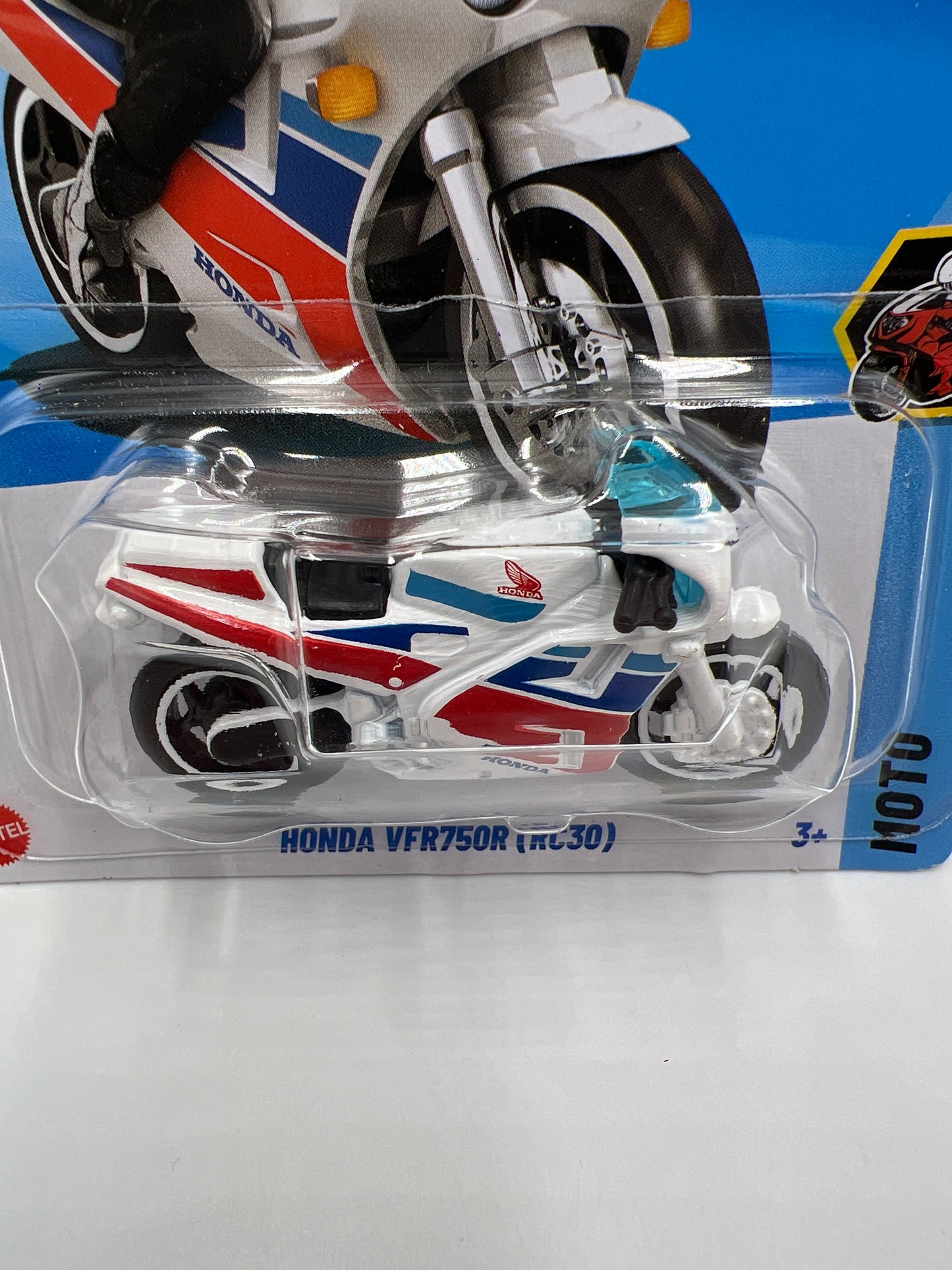 2025 Hot Wheels M Case Moto #224 Honda VFR750R RC30 77i