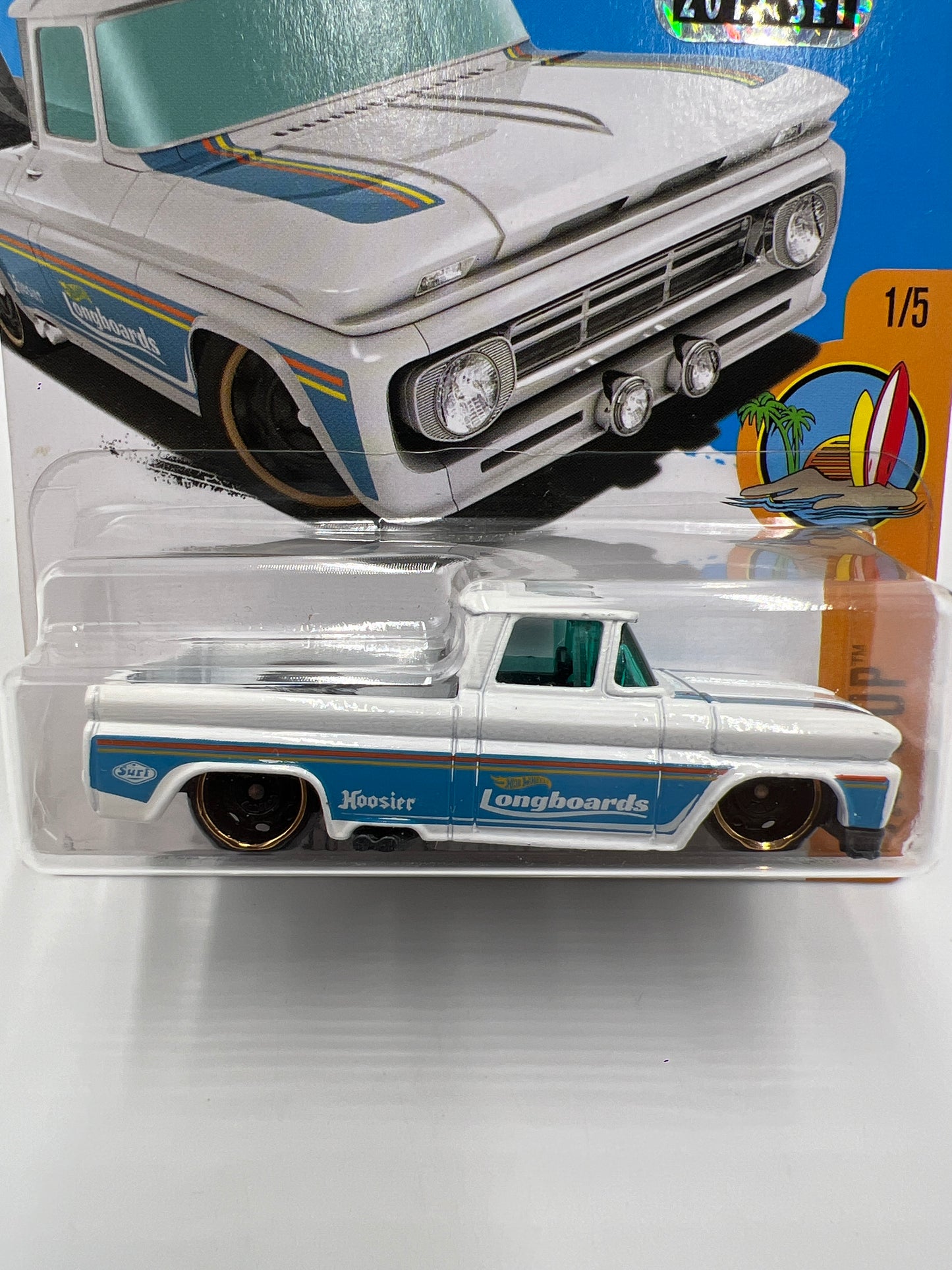 2017 Hot Wheels Factory Sealed Surfs Up #348 Custom 62 Chevy Pickup White W/Protector