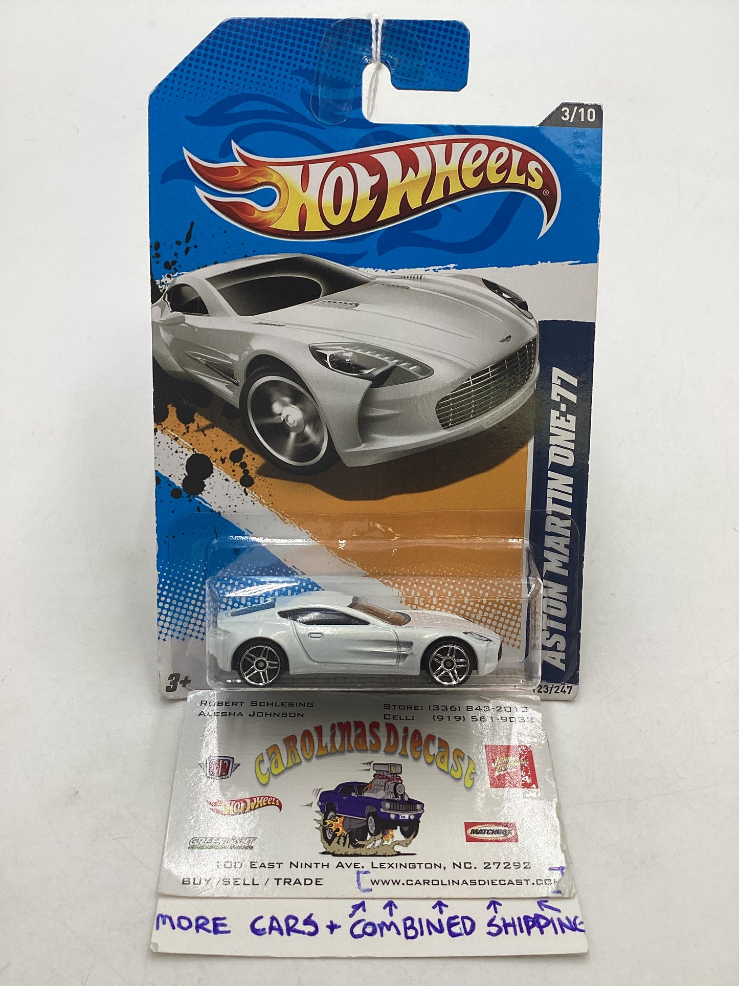 2012 Hot Wheels #123 Aston Martin One-77 White 107D