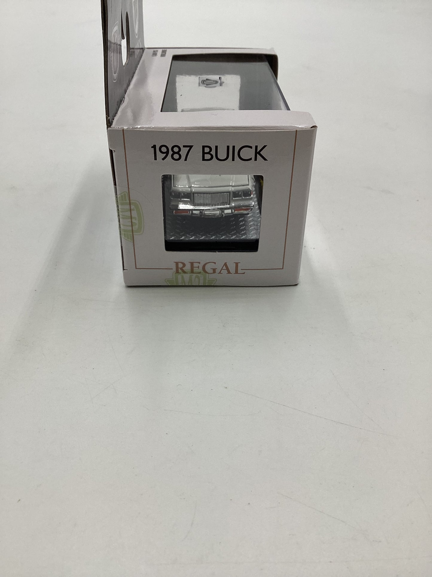 M2 Auto thenics 1987 Buick Regal Limited R88