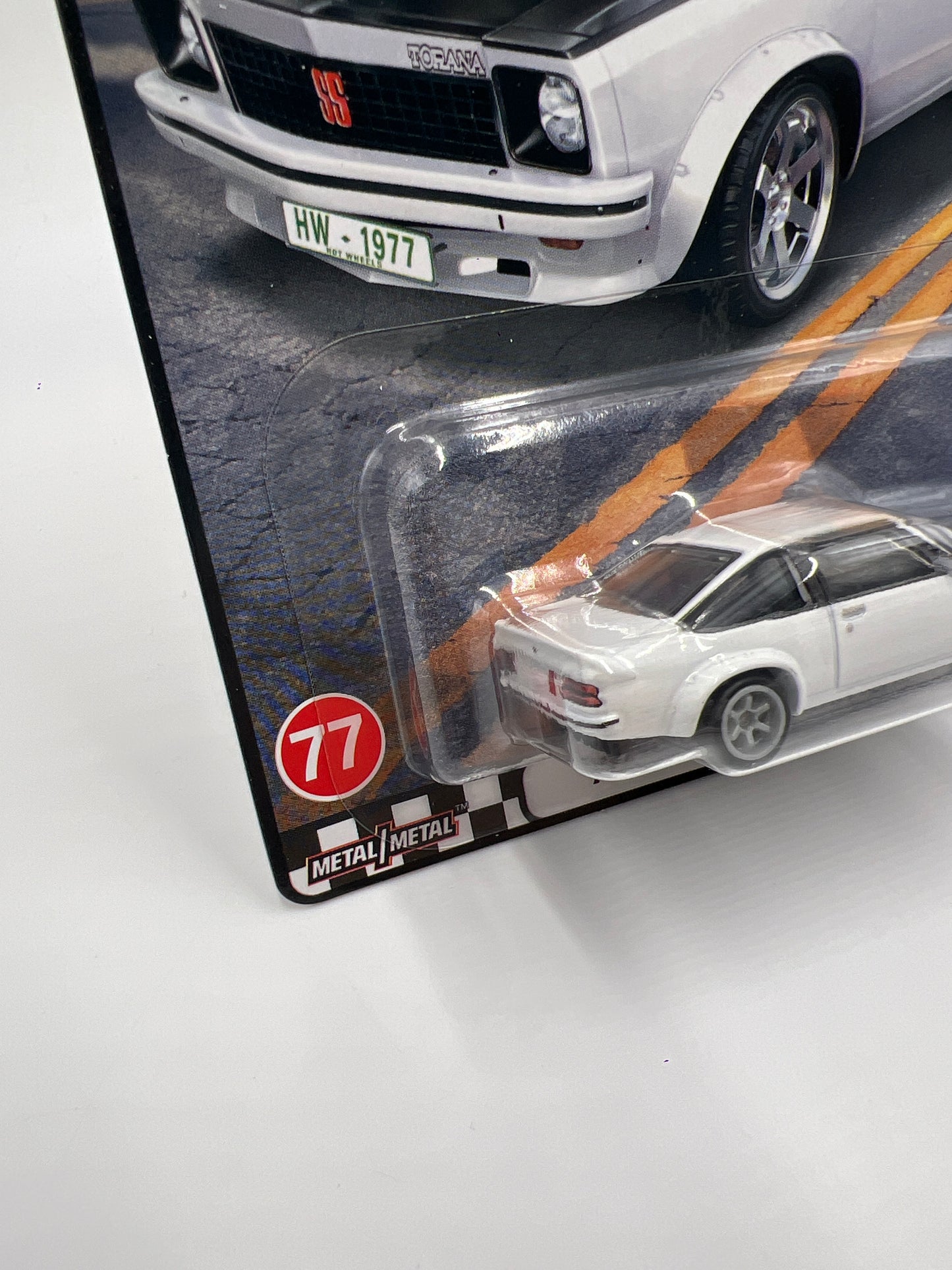 Hot Wheels Premium Boulevard #77 77 Holden Torana A9X White 260H