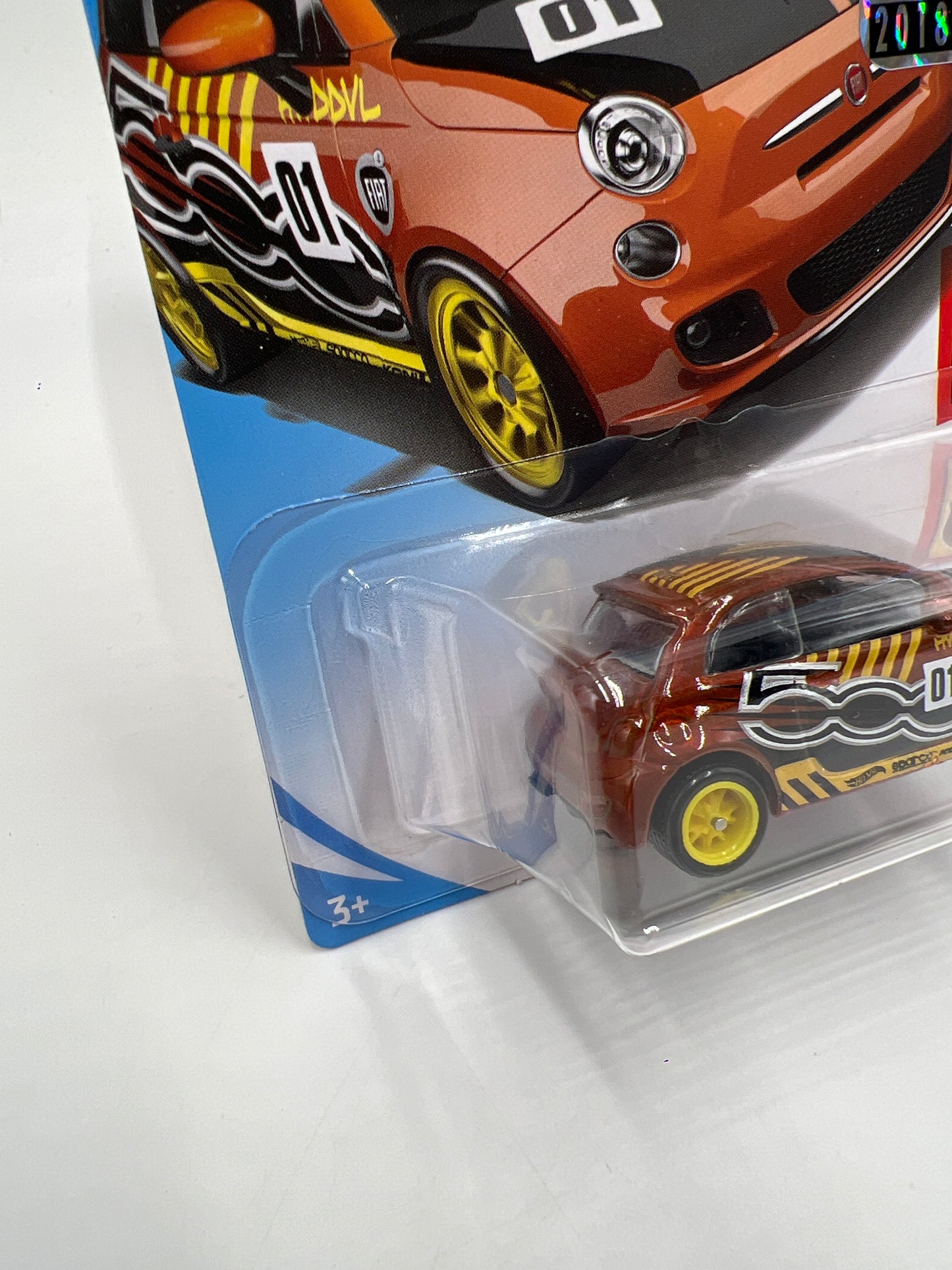 2018 Hot Wheels Factory Sealed Super Treasure Hunt Fiat 500 Orange W/Protector