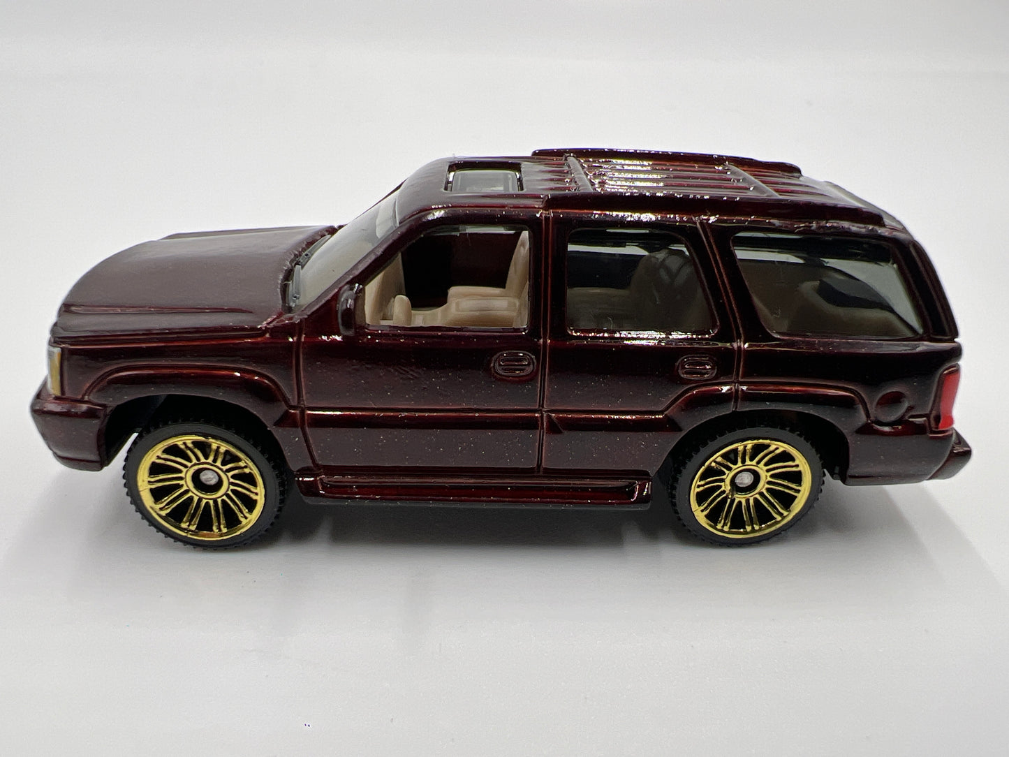 Matchbox 1/64 Cadillac Escalade Maroon Loose