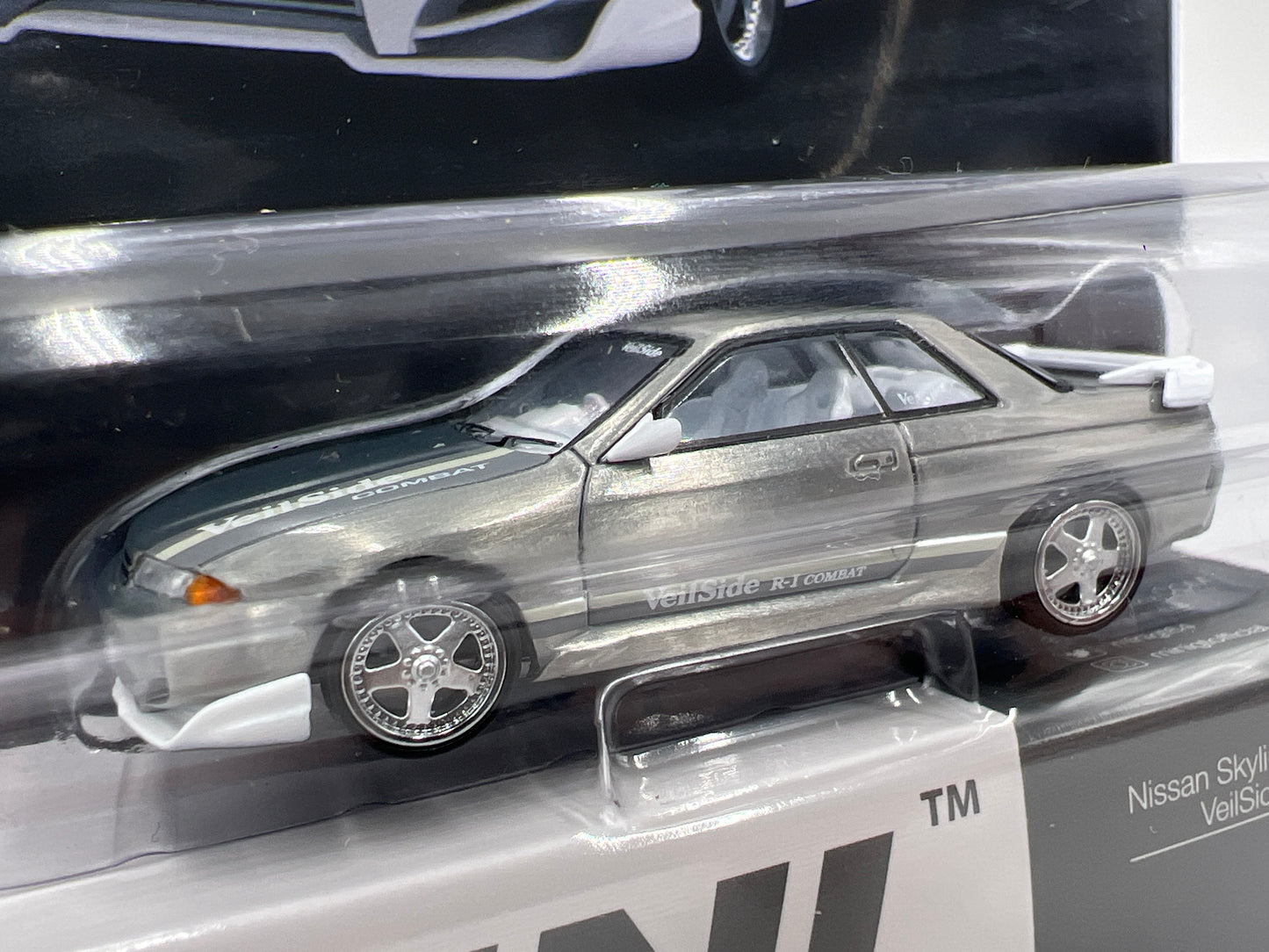Mini GT #1066 CHASE Nissan Skyline GT-R R32 VeilSide Combat C-I