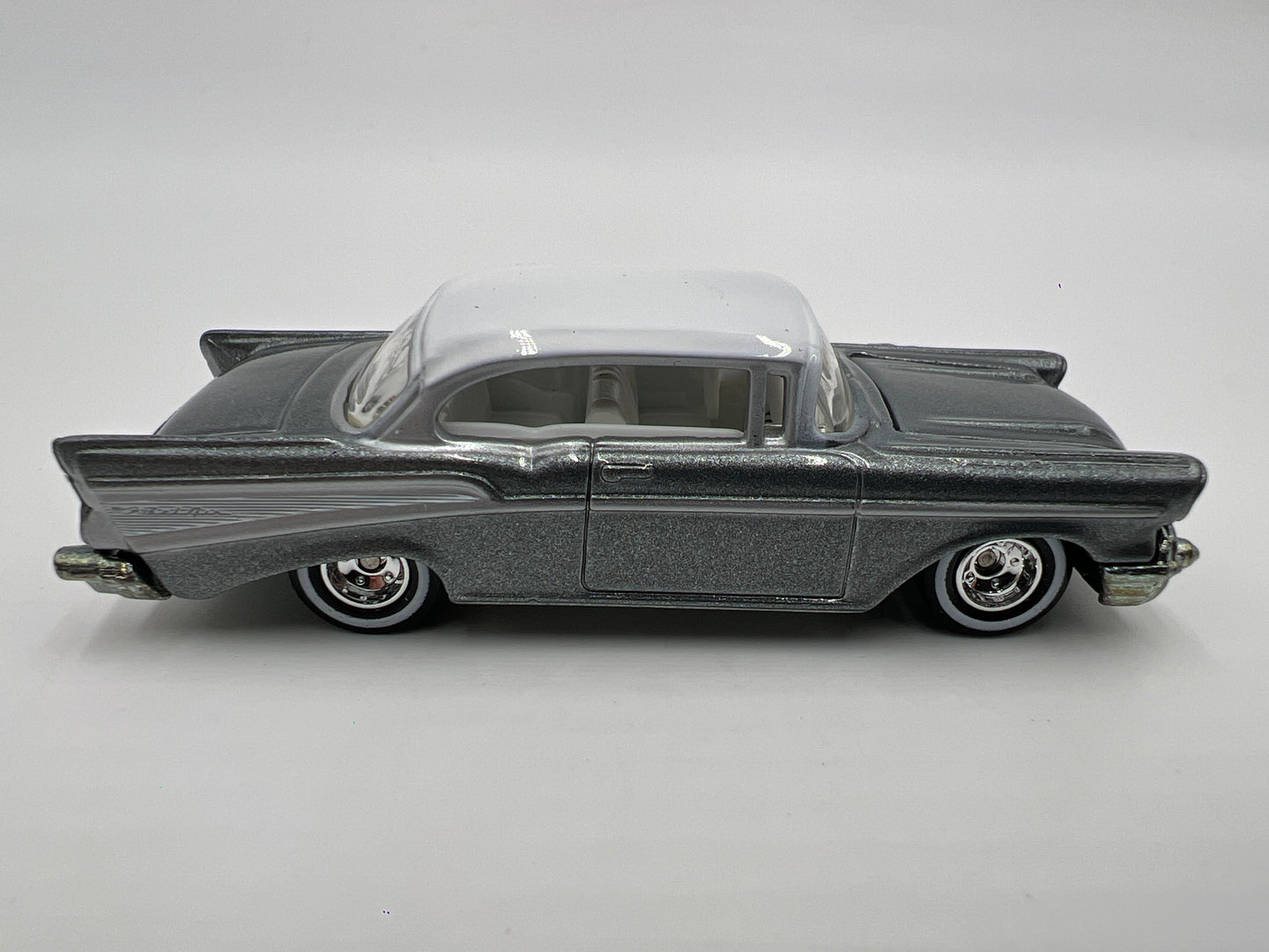 Hot Wheels 1/64 Premium Ultra Hots 57 Chevy Bel Air Gray Loose