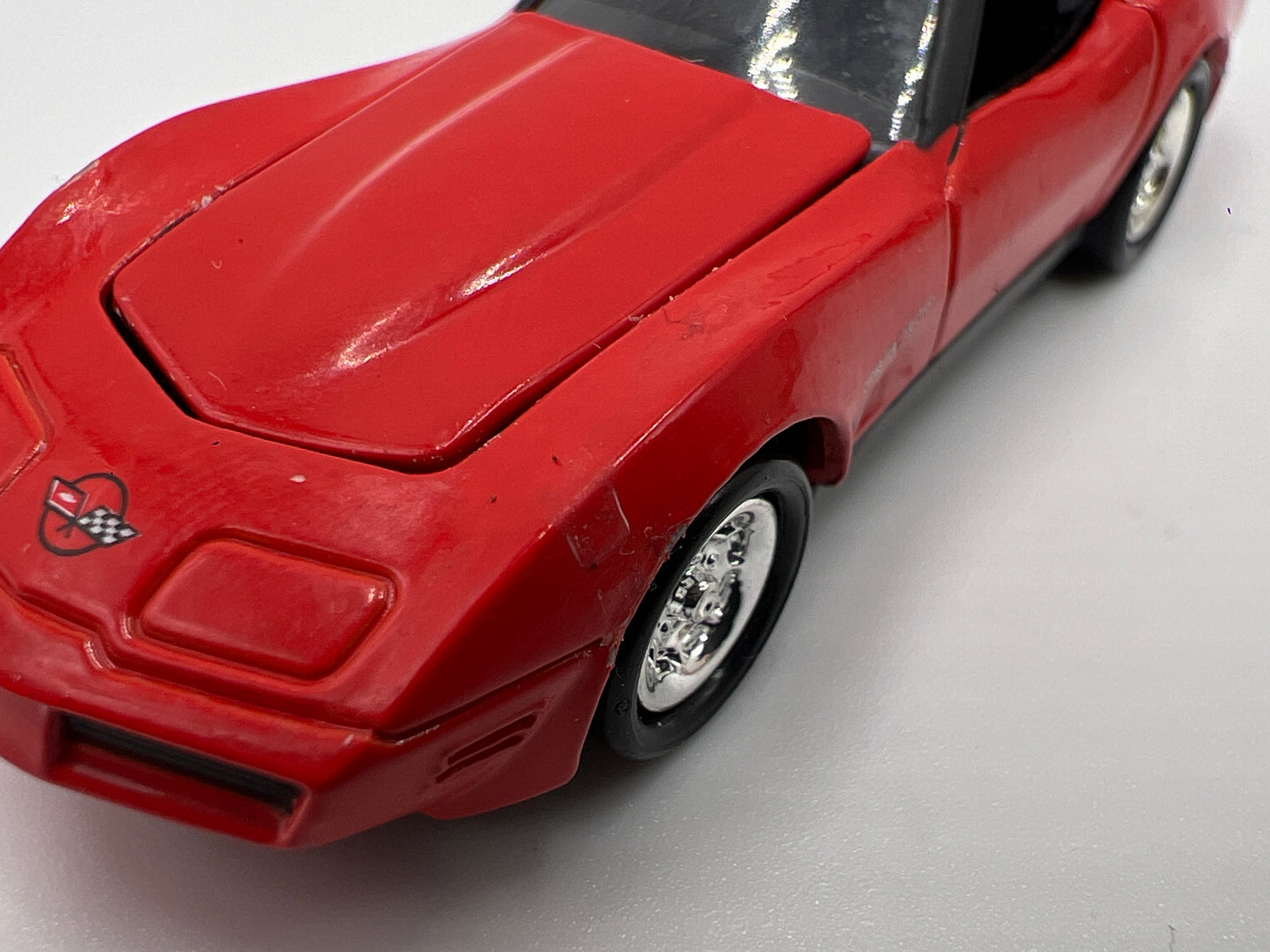 Hot Wheels Collectibles 1/64 Corvette Showcase 1982 Corvette Red Loose