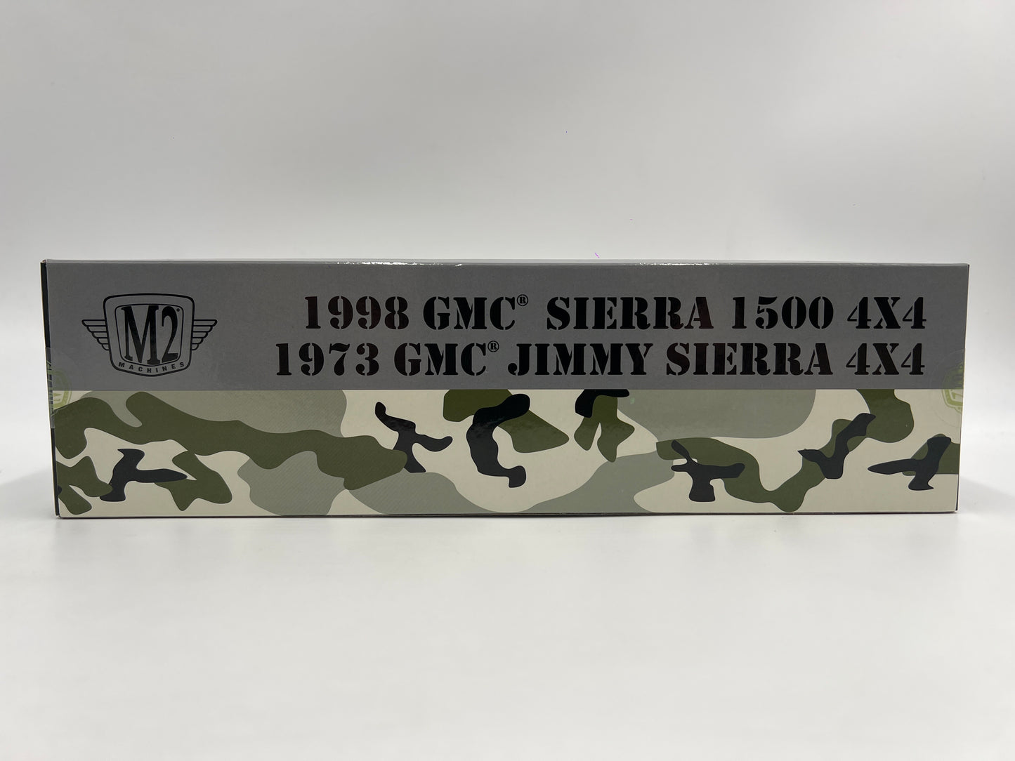 M2 Machines Auto Haulers 1998 GMC Sierra 1500 4x4 & 1973 GMC Jimmy Sierra 4x4 R86