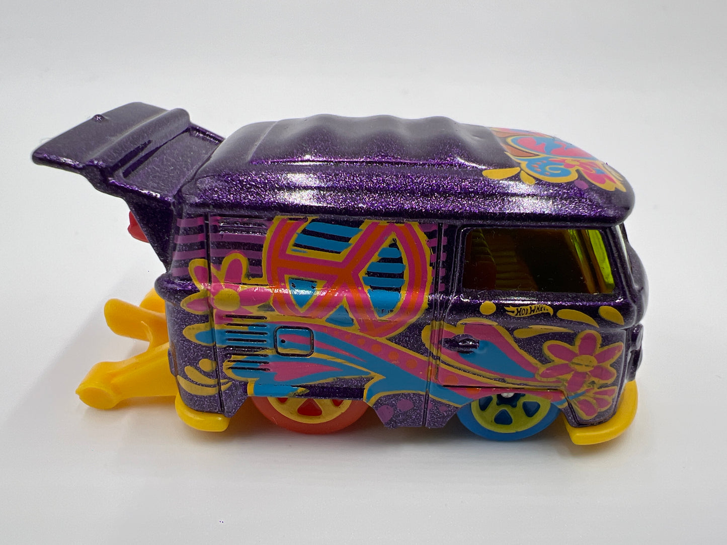 Hot Wheels 1/64 Treasure Hunt Kool Kombi Purple Loose