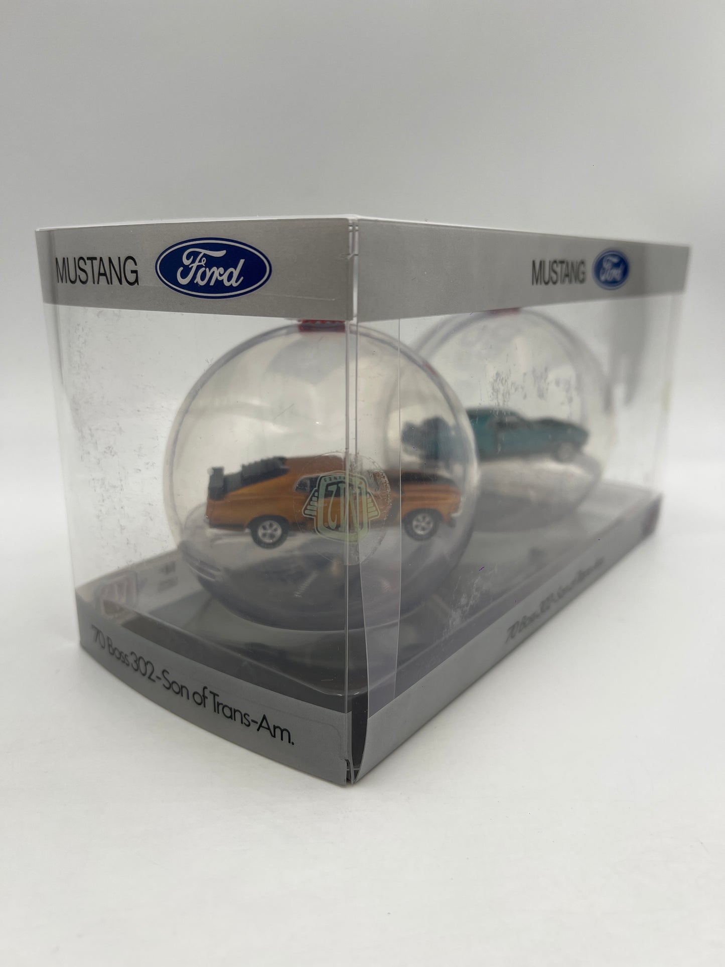 M2 Machines Holiday Ornaments 2 Pack Son Of Trans Am 70 Boss 302