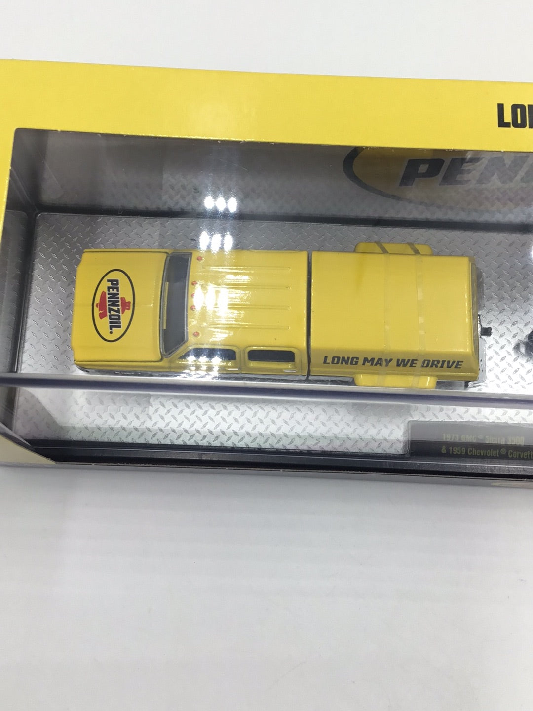 M2 Machines Pennzoil hauler 1973 GMC Sierra 3500 & 1959 Chevrolet Corvette XP-86 S42