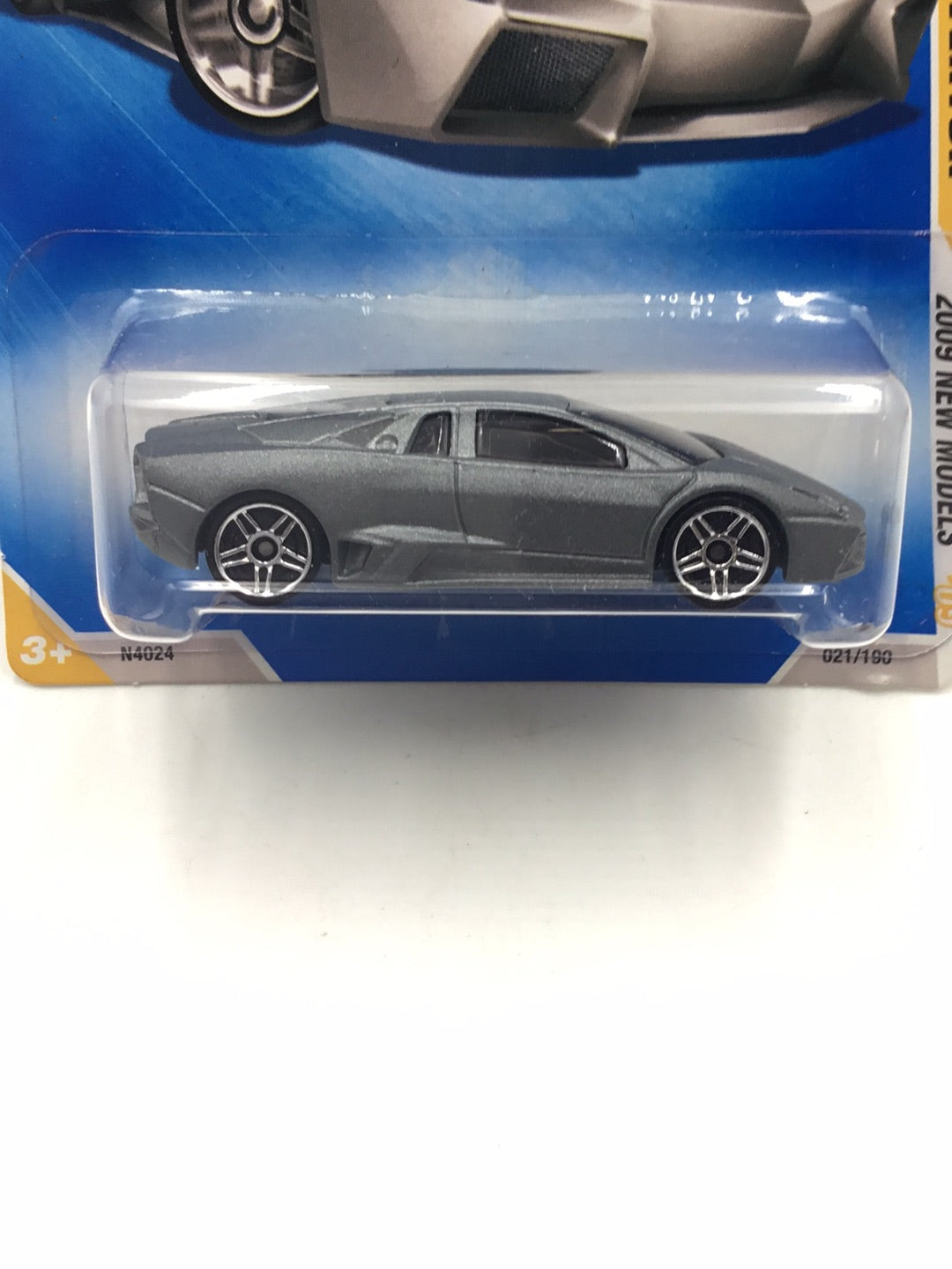 2009 Hot Wheels #21 Lamborghini Reventon GG3