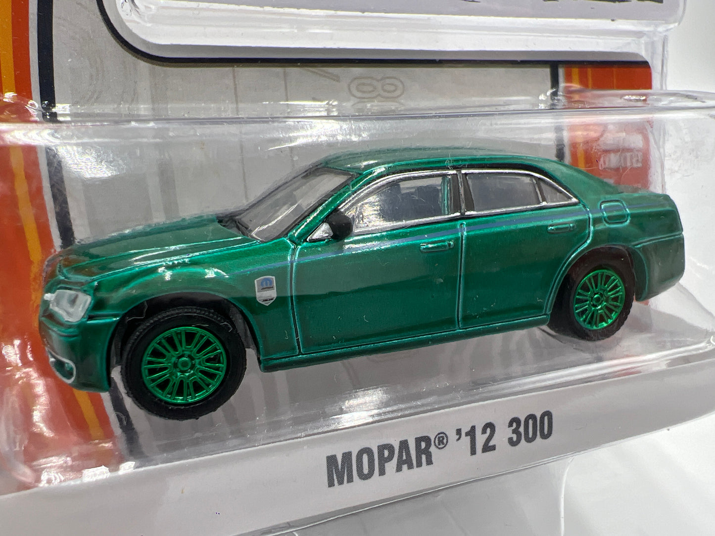 Greenlight GL Muscle Series 14 CHASE Mopar 12 Chrysler 300 Green